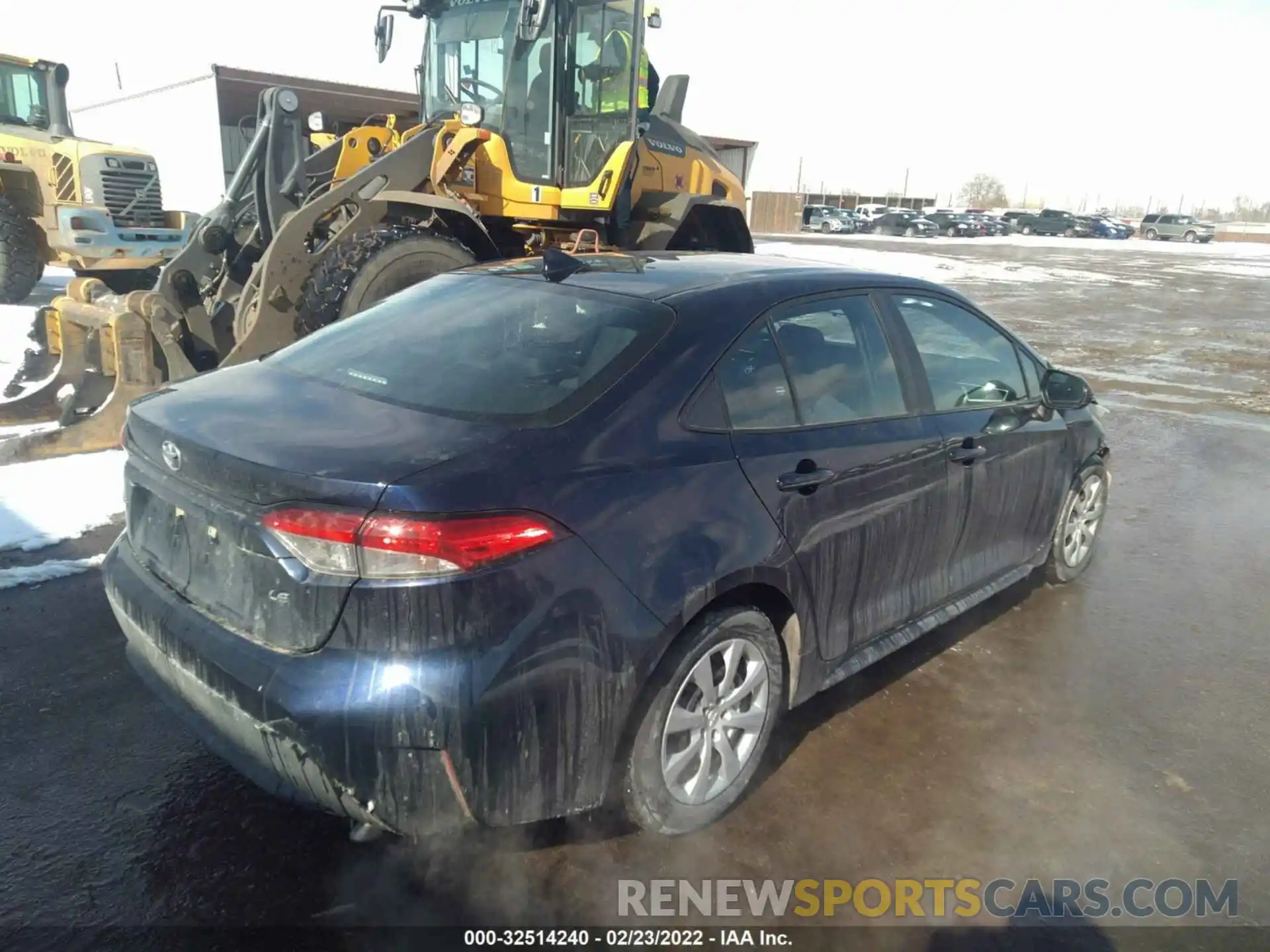 4 Photograph of a damaged car 5YFEPMAE0MP241703 TOYOTA COROLLA 2021