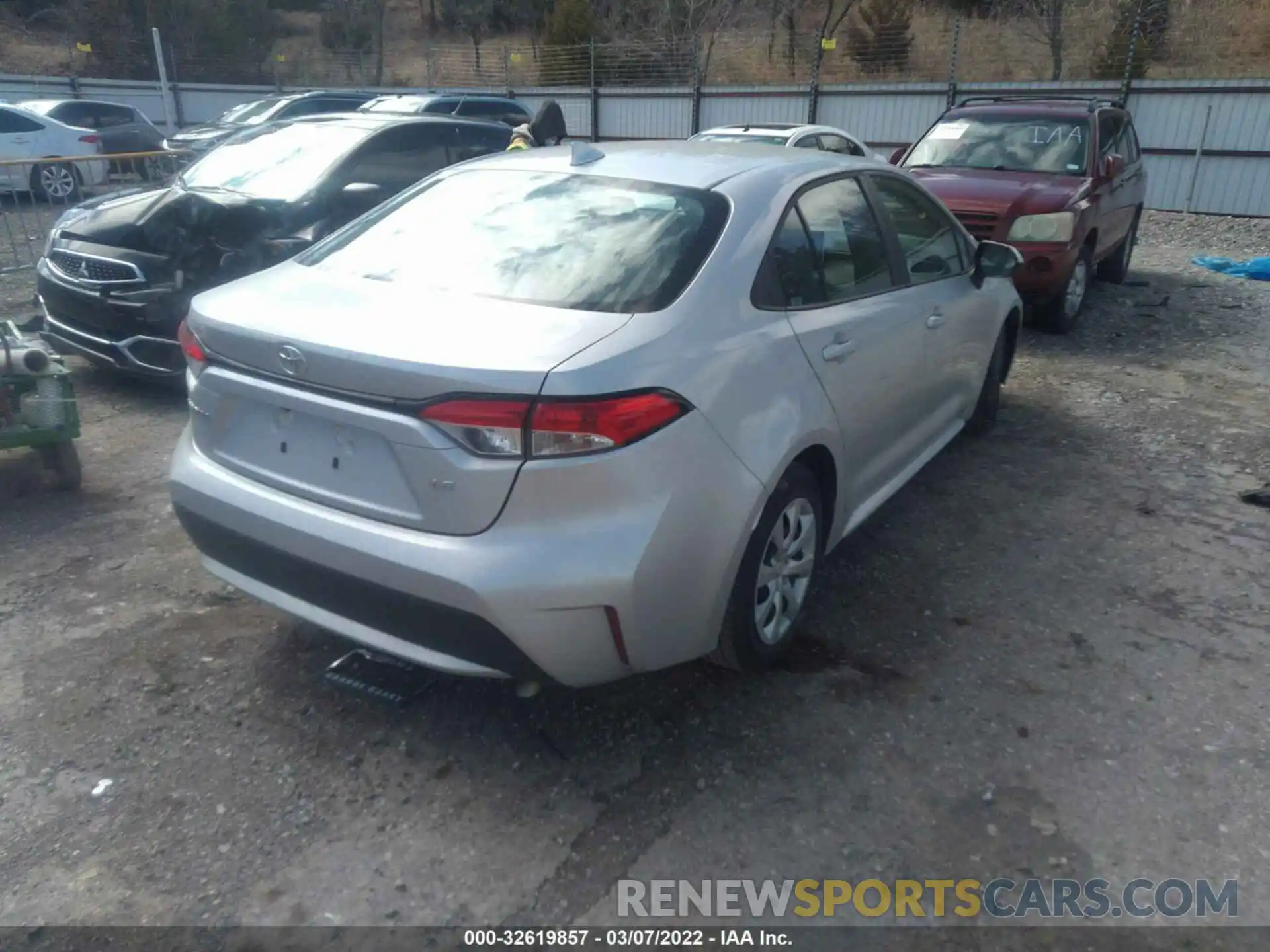 4 Photograph of a damaged car 5YFEPMAE0MP243810 TOYOTA COROLLA 2021