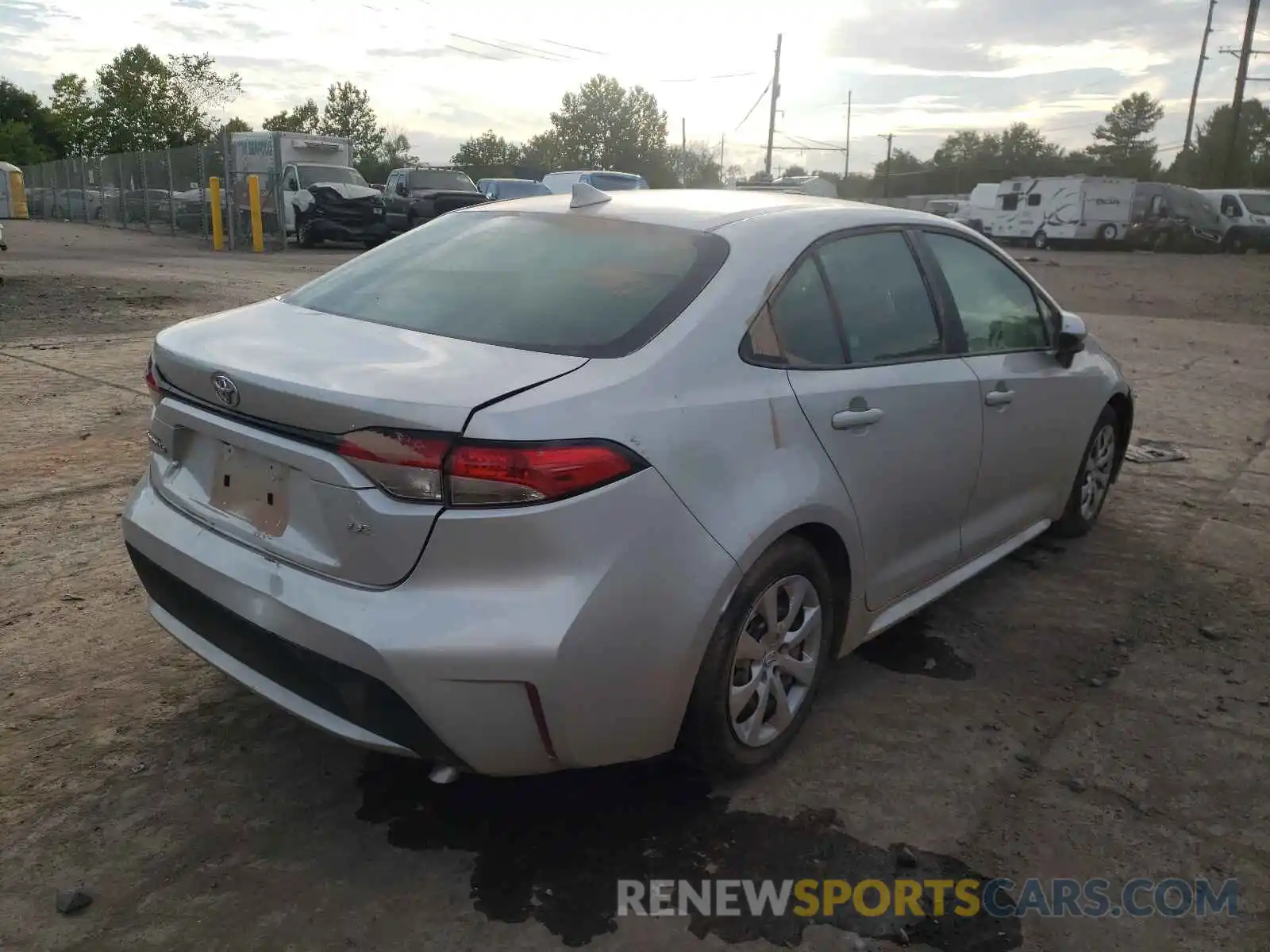 4 Photograph of a damaged car 5YFEPMAE0MP249638 TOYOTA COROLLA 2021