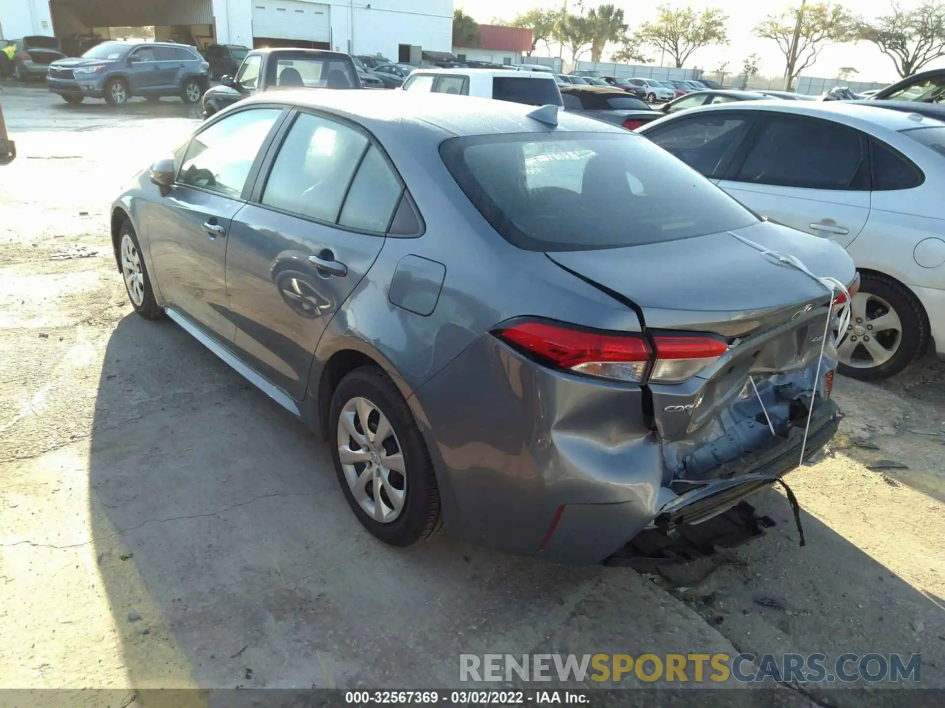 3 Photograph of a damaged car 5YFEPMAE0MP251874 TOYOTA COROLLA 2021