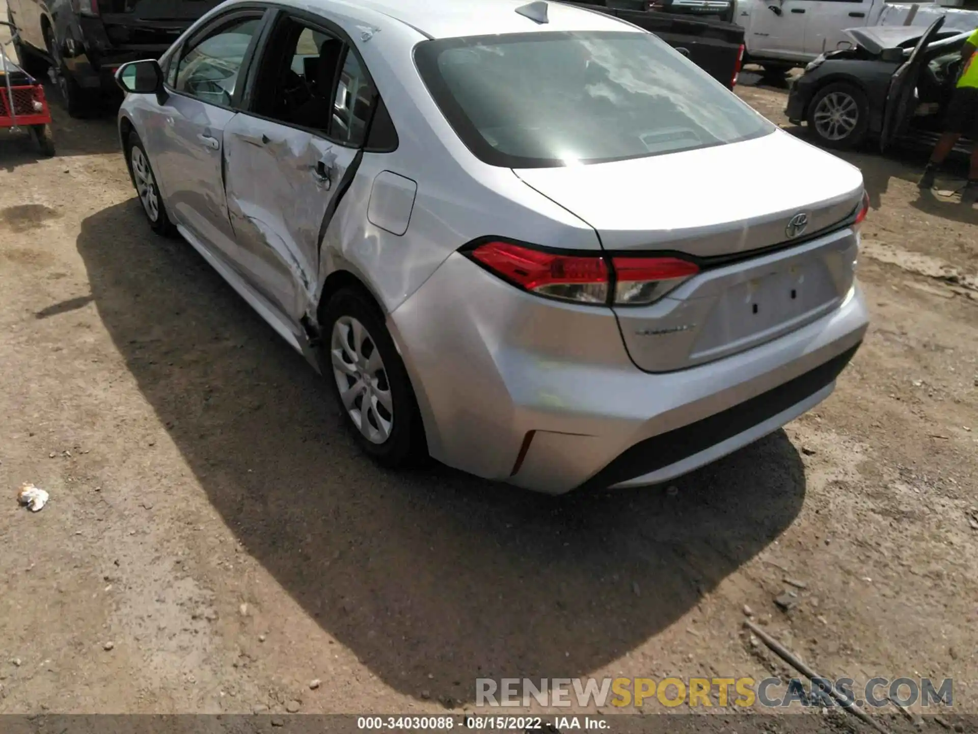 3 Photograph of a damaged car 5YFEPMAE0MP258663 TOYOTA COROLLA 2021