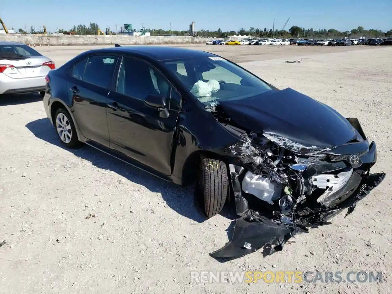 1 Photograph of a damaged car 5YFEPMAE0MP262308 TOYOTA COROLLA 2021