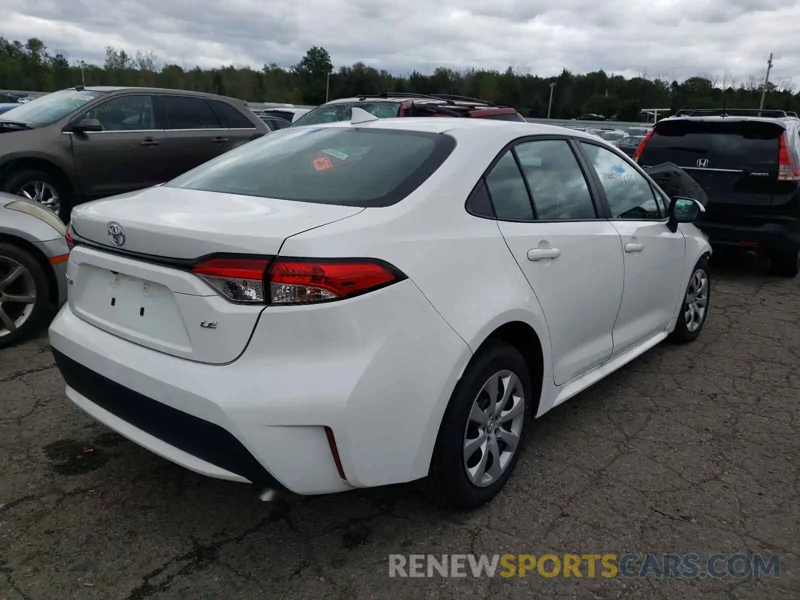 4 Photograph of a damaged car 5YFEPMAE0MP266827 TOYOTA COROLLA 2021