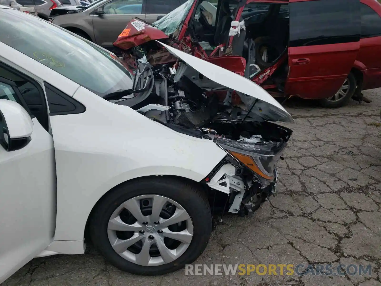 9 Photograph of a damaged car 5YFEPMAE0MP266827 TOYOTA COROLLA 2021