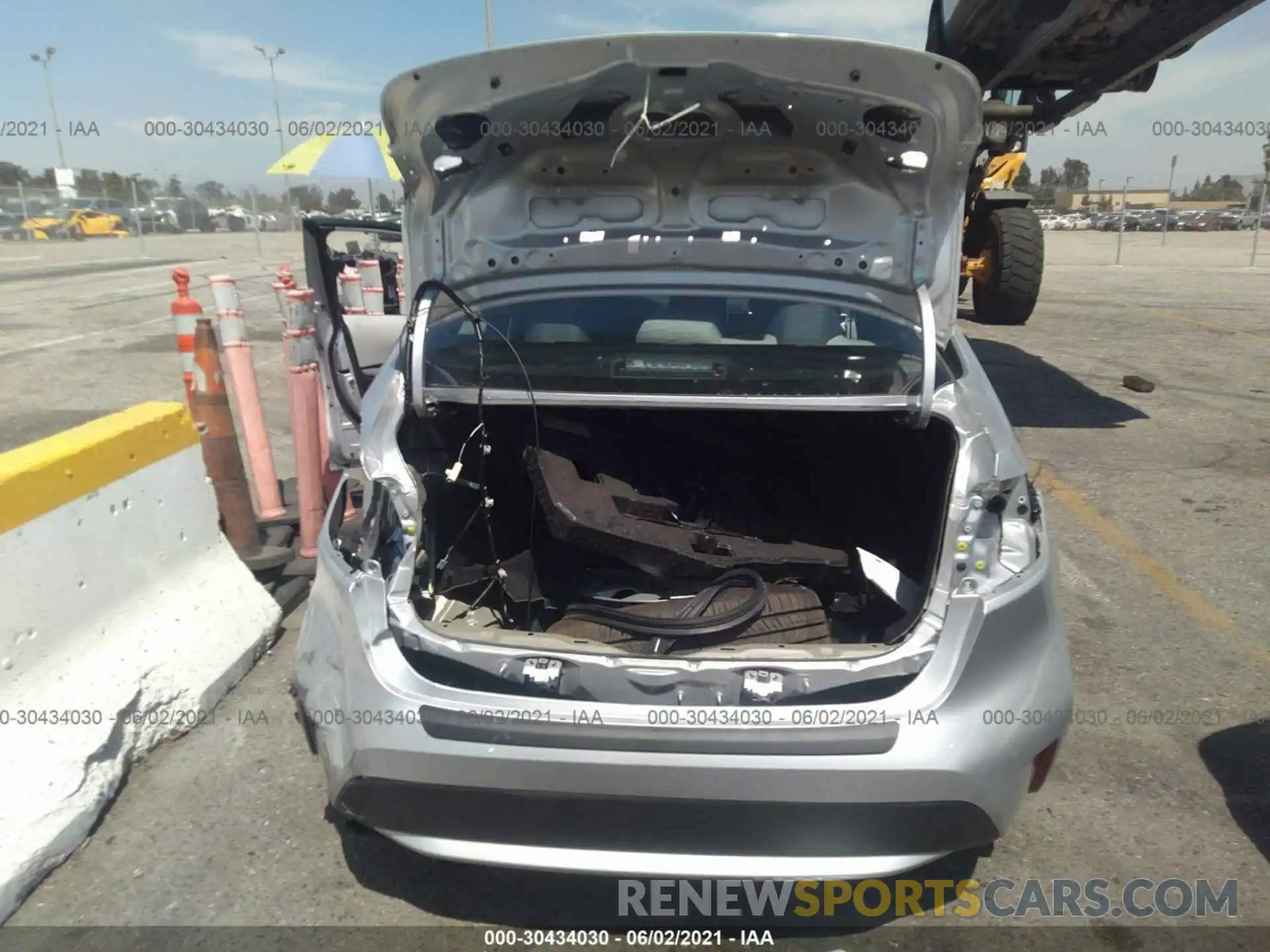 6 Photograph of a damaged car 5YFEPMAE1MP147099 TOYOTA COROLLA 2021