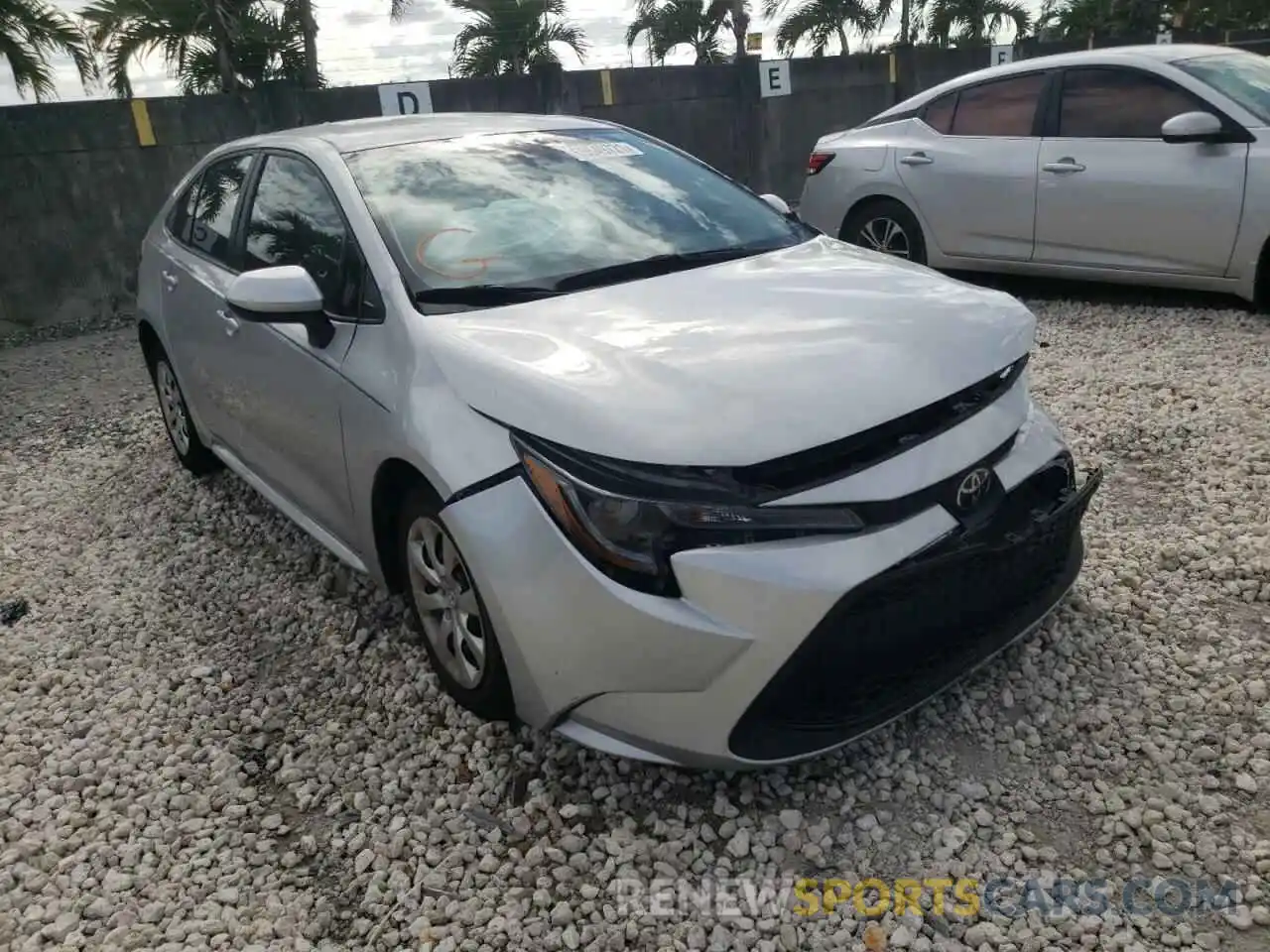 1 Photograph of a damaged car 5YFEPMAE1MP148351 TOYOTA COROLLA 2021