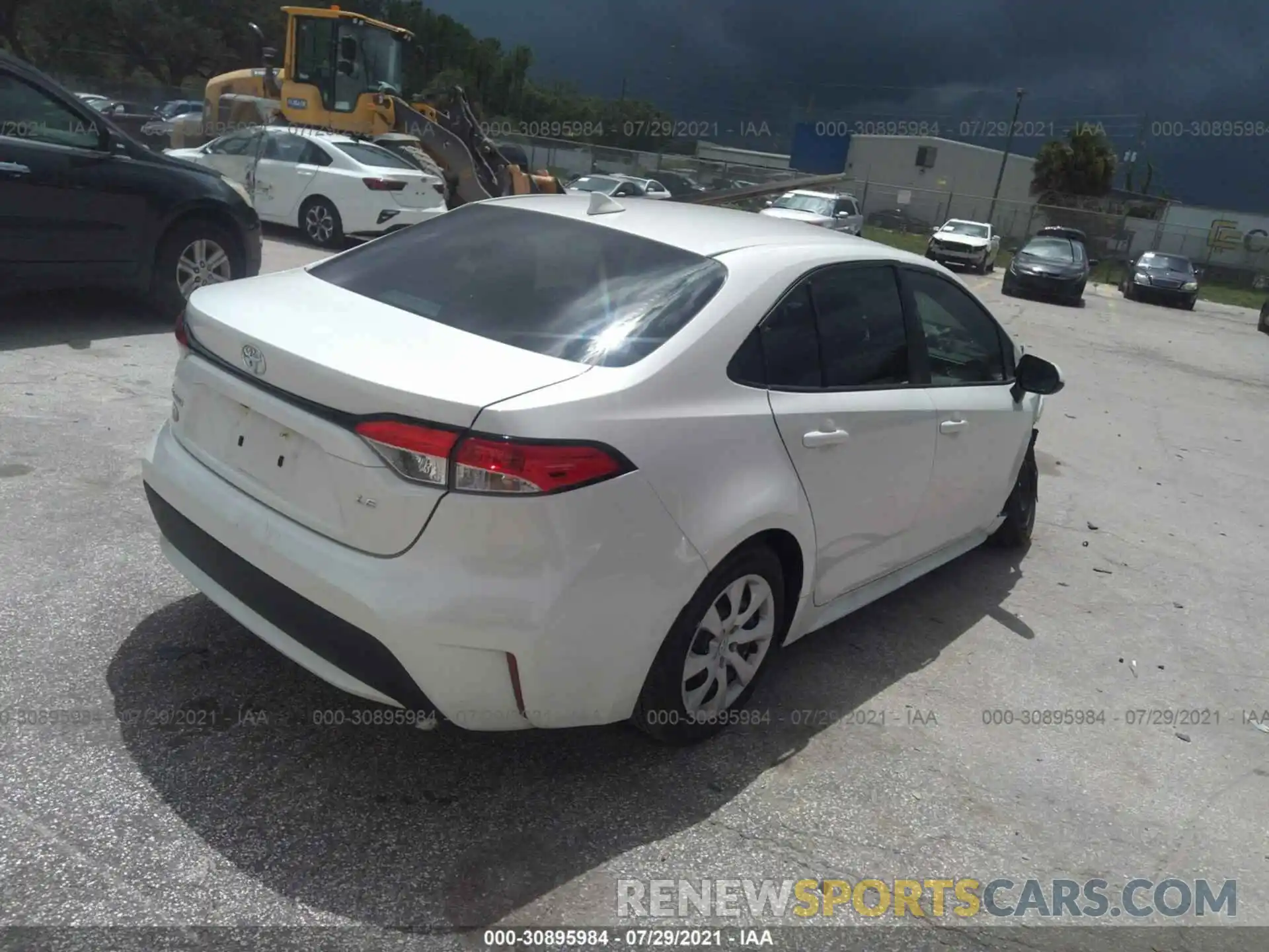 4 Photograph of a damaged car 5YFEPMAE1MP152061 TOYOTA COROLLA 2021