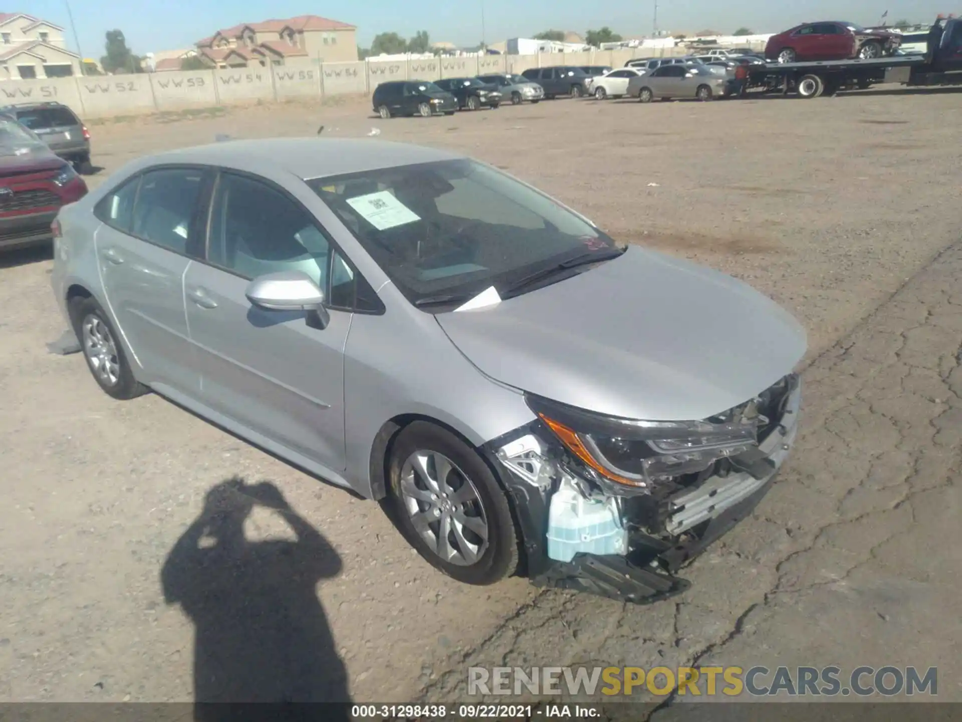 1 Photograph of a damaged car 5YFEPMAE1MP152738 TOYOTA COROLLA 2021