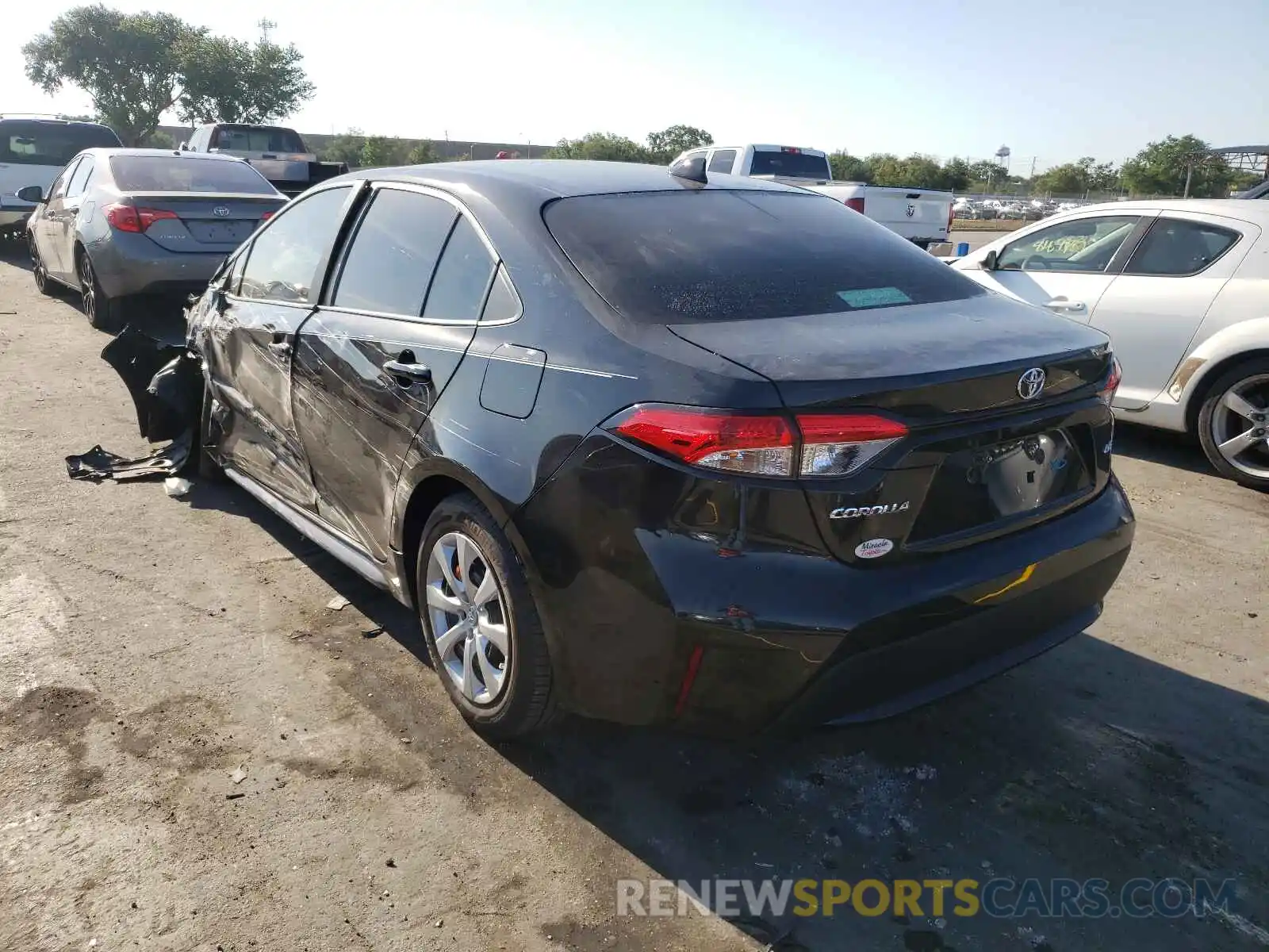 3 Photograph of a damaged car 5YFEPMAE1MP153906 TOYOTA COROLLA 2021