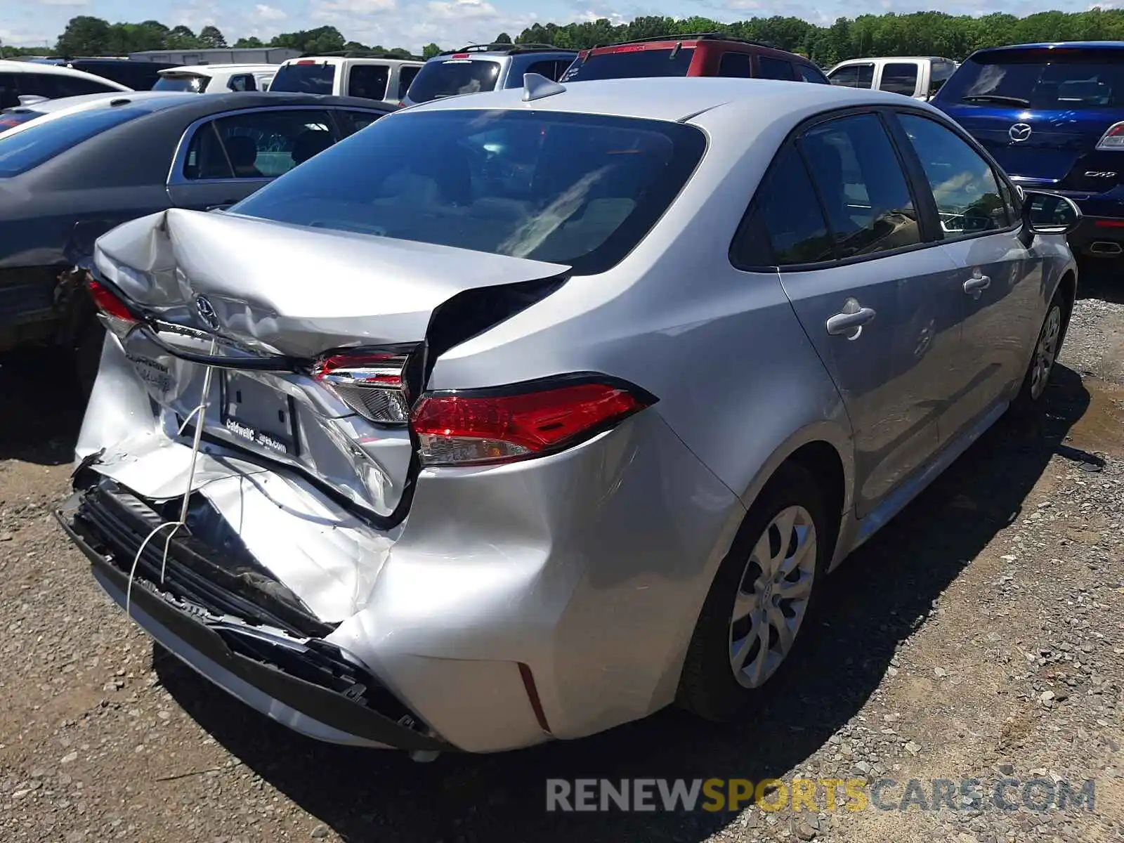 4 Photograph of a damaged car 5YFEPMAE1MP155624 TOYOTA COROLLA 2021