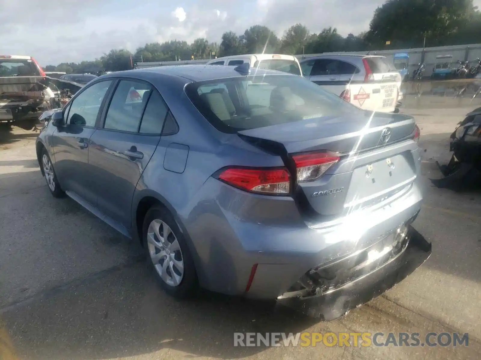 3 Photograph of a damaged car 5YFEPMAE1MP156983 TOYOTA COROLLA 2021