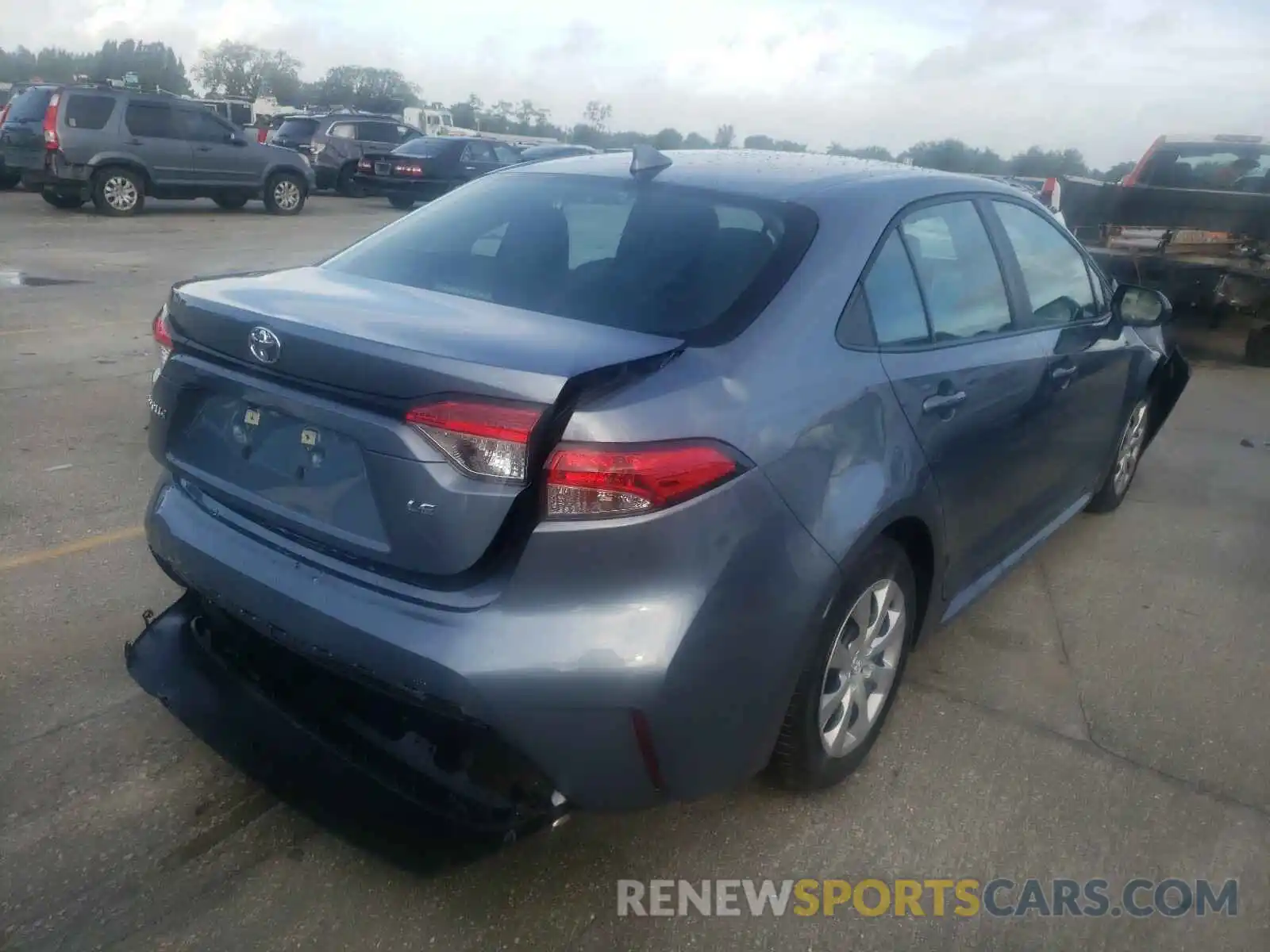 4 Photograph of a damaged car 5YFEPMAE1MP156983 TOYOTA COROLLA 2021