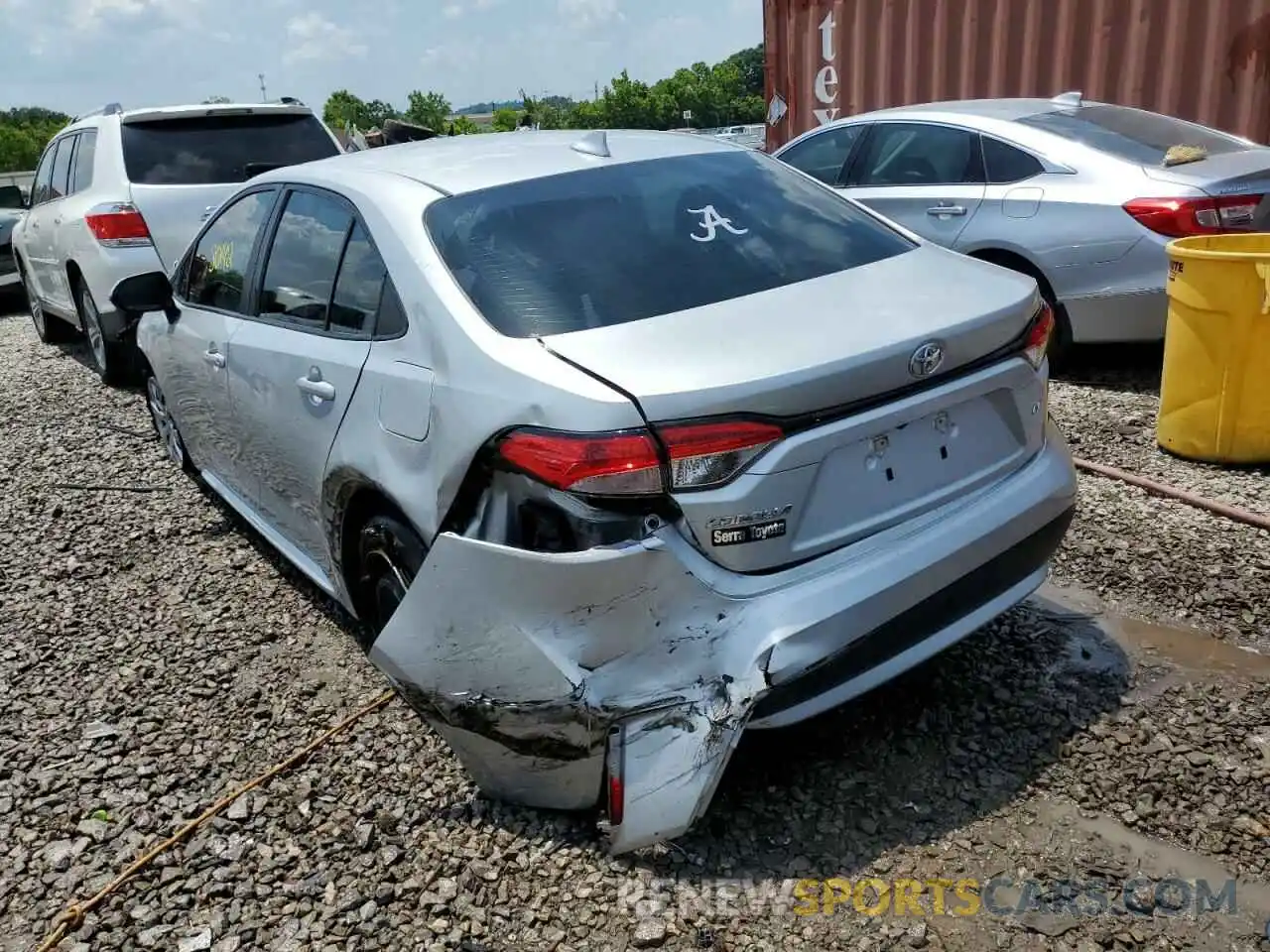 3 Photograph of a damaged car 5YFEPMAE1MP157003 TOYOTA COROLLA 2021