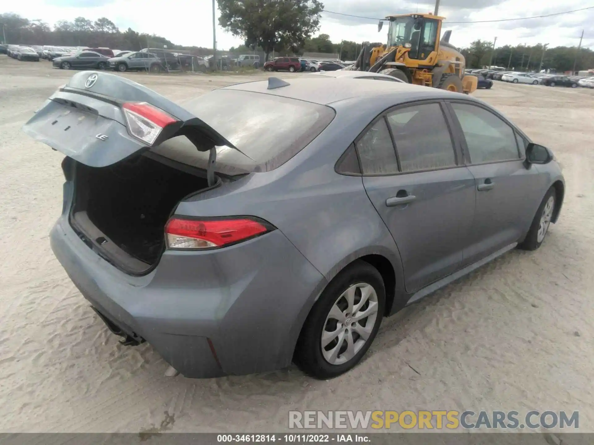 4 Photograph of a damaged car 5YFEPMAE1MP157650 TOYOTA COROLLA 2021