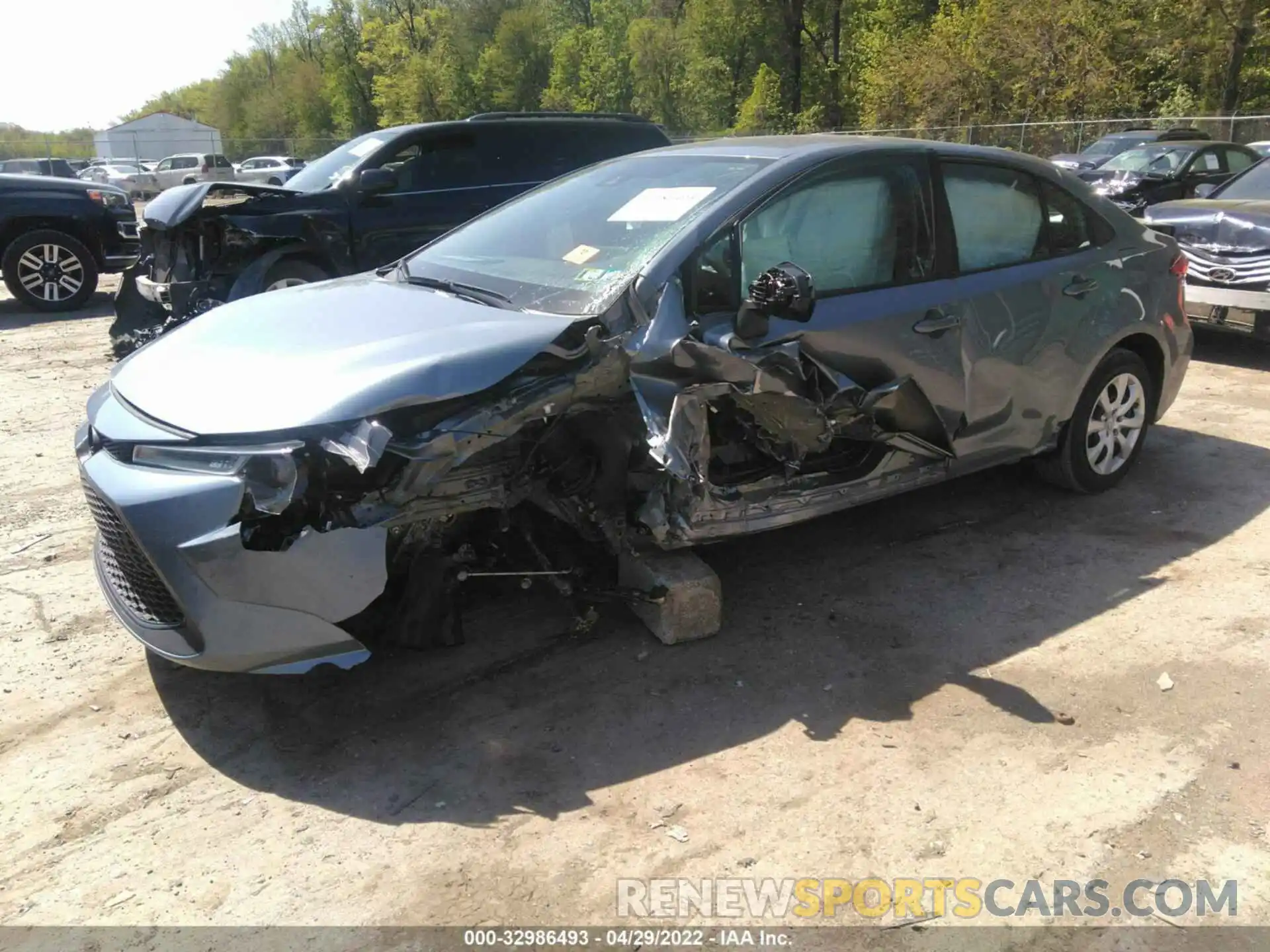 2 Photograph of a damaged car 5YFEPMAE1MP158751 TOYOTA COROLLA 2021