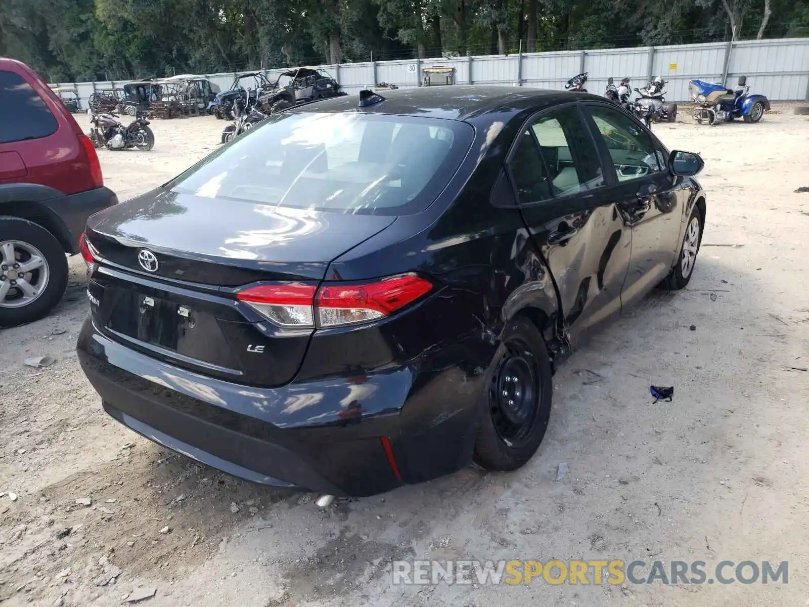 4 Photograph of a damaged car 5YFEPMAE1MP163528 TOYOTA COROLLA 2021