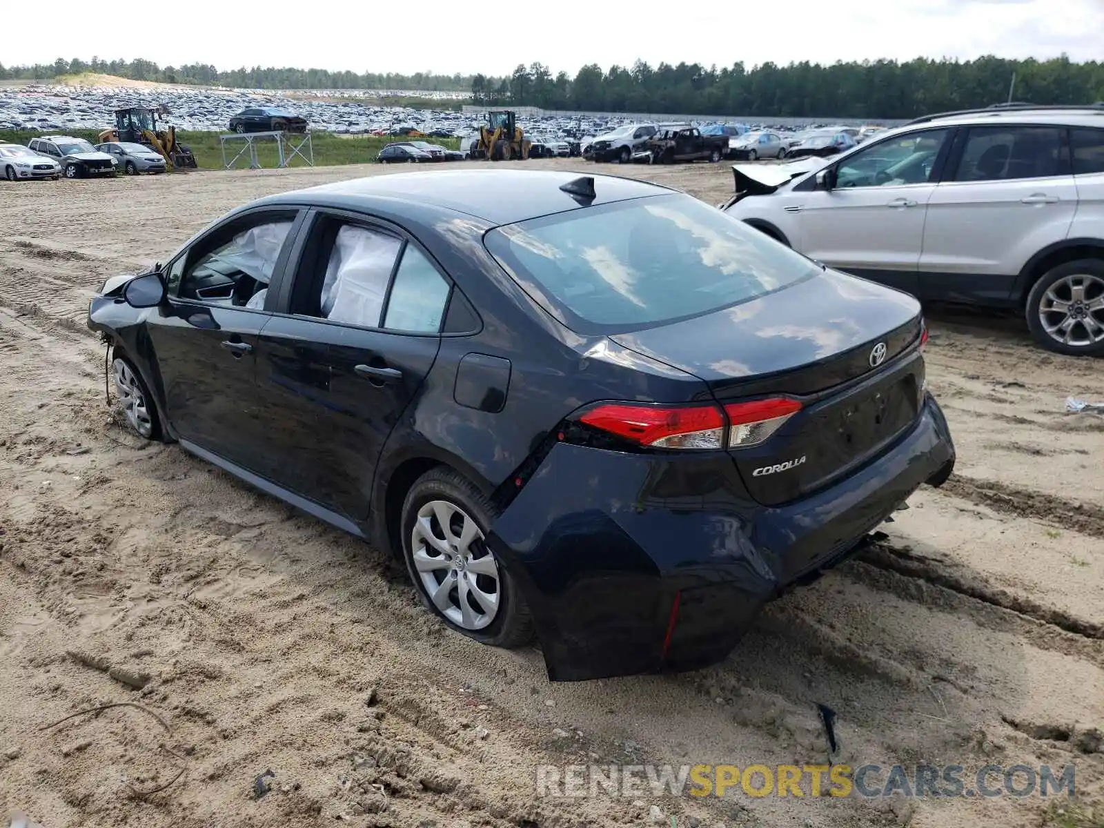 3 Photograph of a damaged car 5YFEPMAE1MP163917 TOYOTA COROLLA 2021