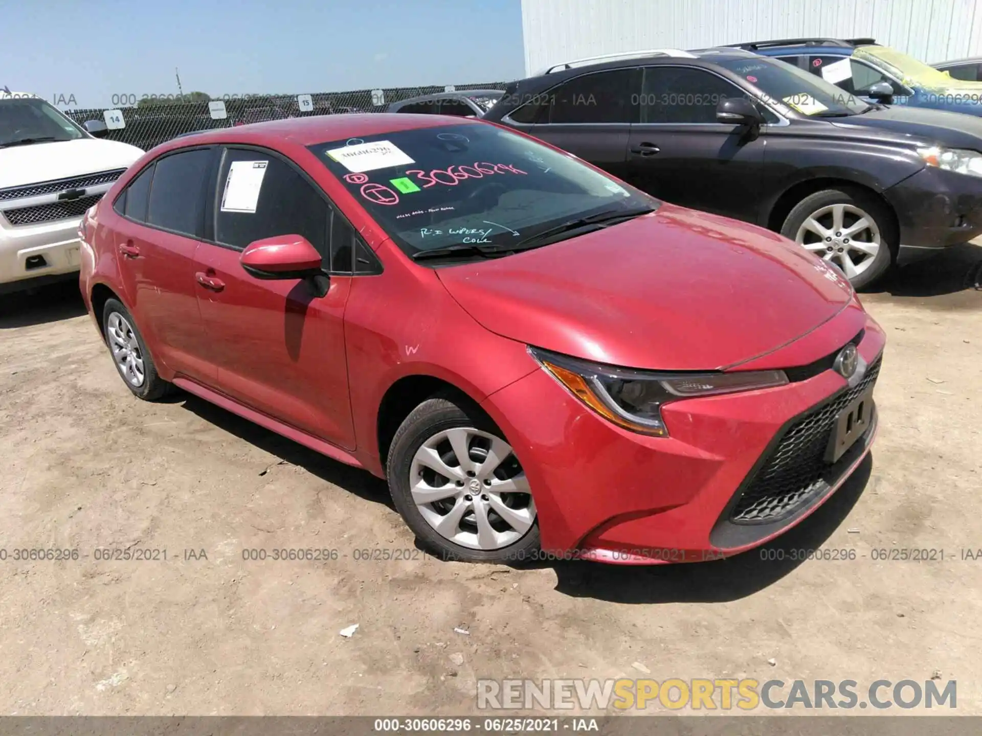 1 Photograph of a damaged car 5YFEPMAE1MP166266 TOYOTA COROLLA 2021