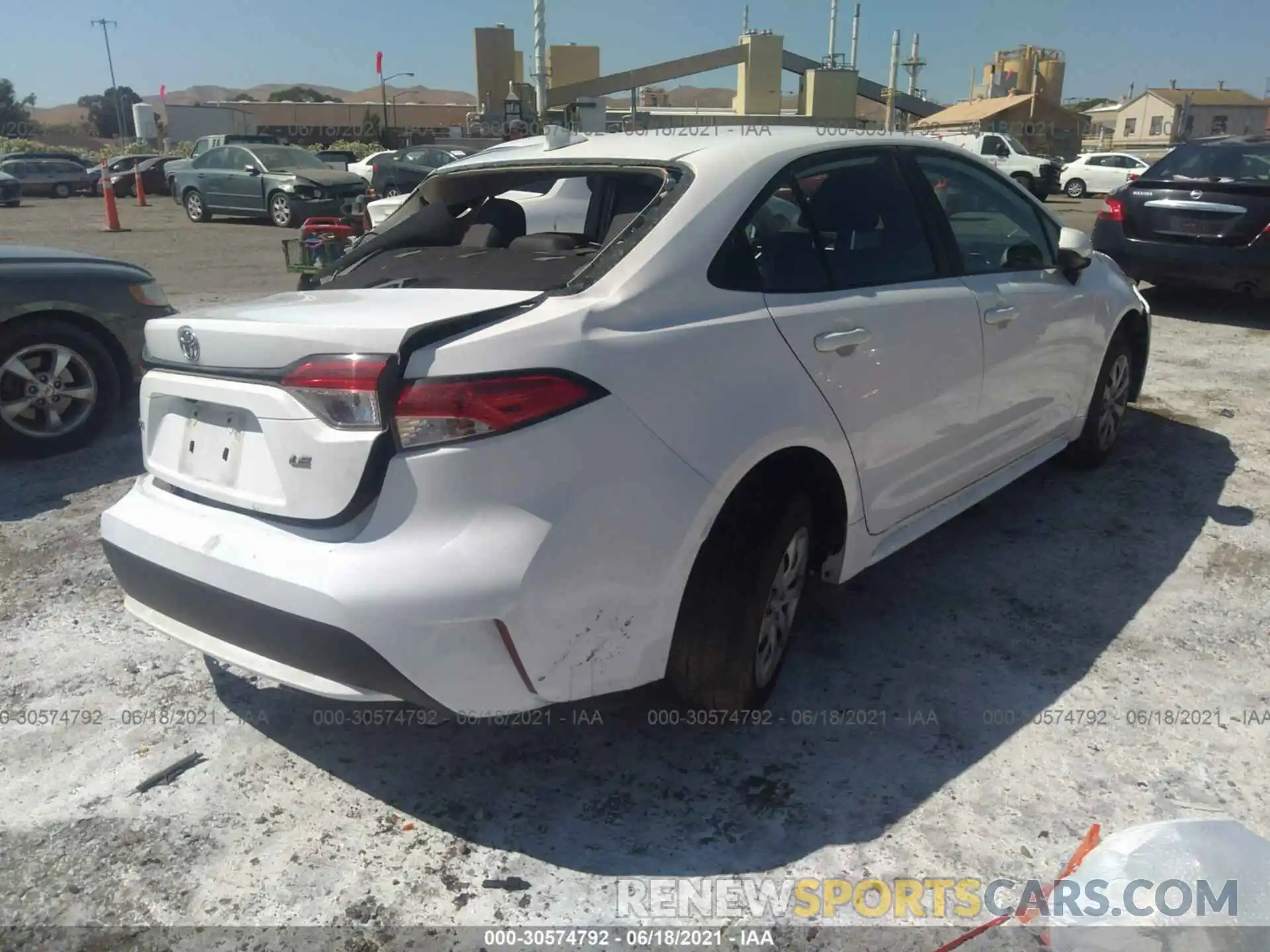 4 Photograph of a damaged car 5YFEPMAE1MP166526 TOYOTA COROLLA 2021