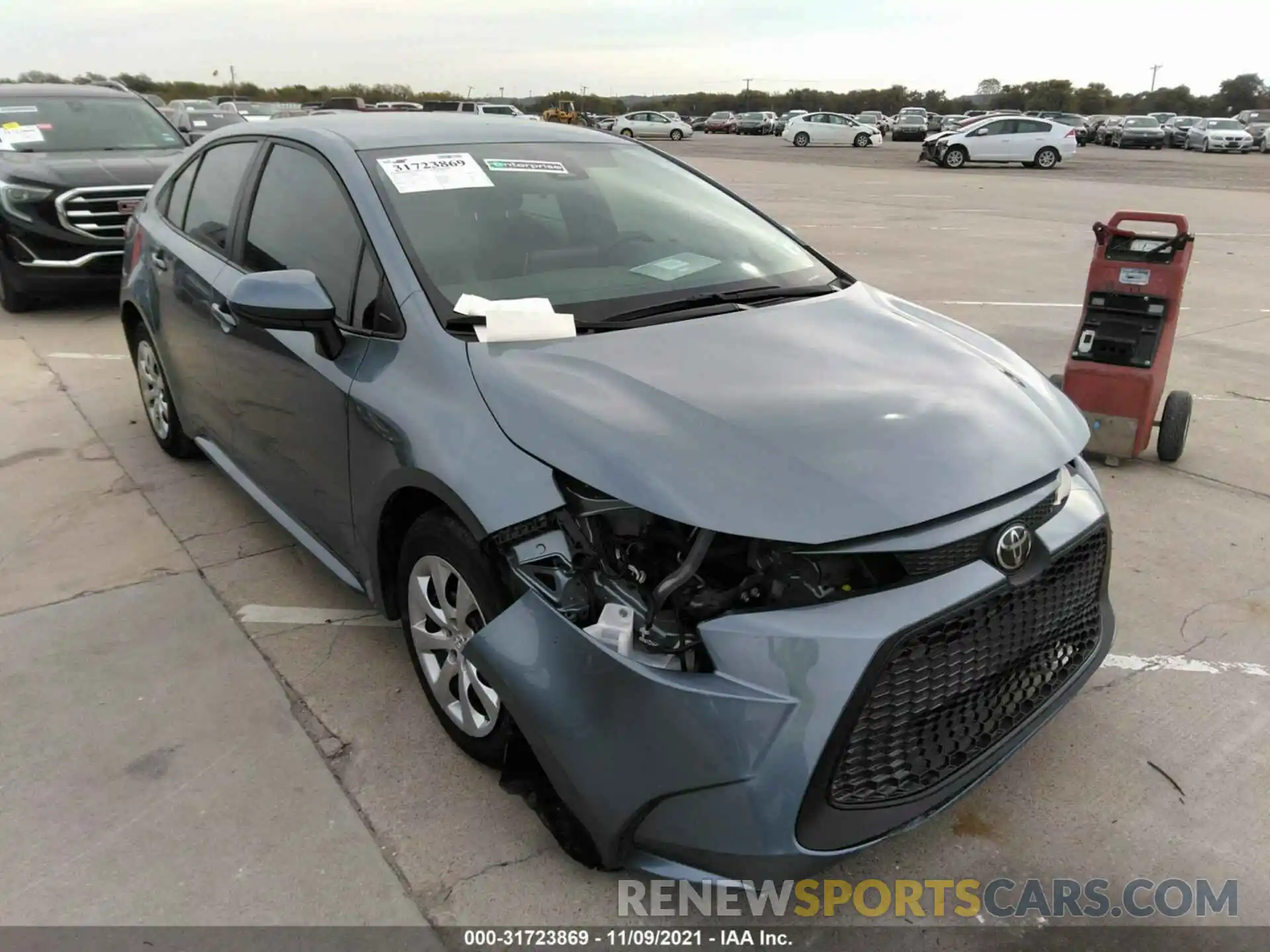 1 Photograph of a damaged car 5YFEPMAE1MP167322 TOYOTA COROLLA 2021