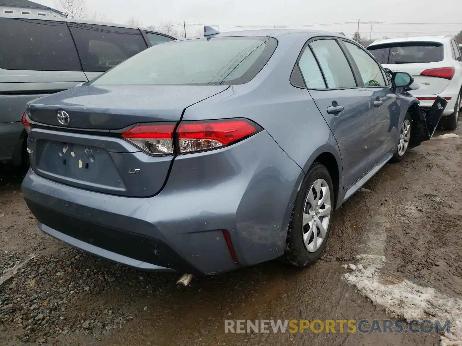 4 Photograph of a damaged car 5YFEPMAE1MP168129 TOYOTA COROLLA 2021