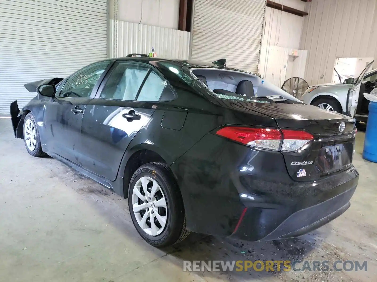 3 Photograph of a damaged car 5YFEPMAE1MP169684 TOYOTA COROLLA 2021