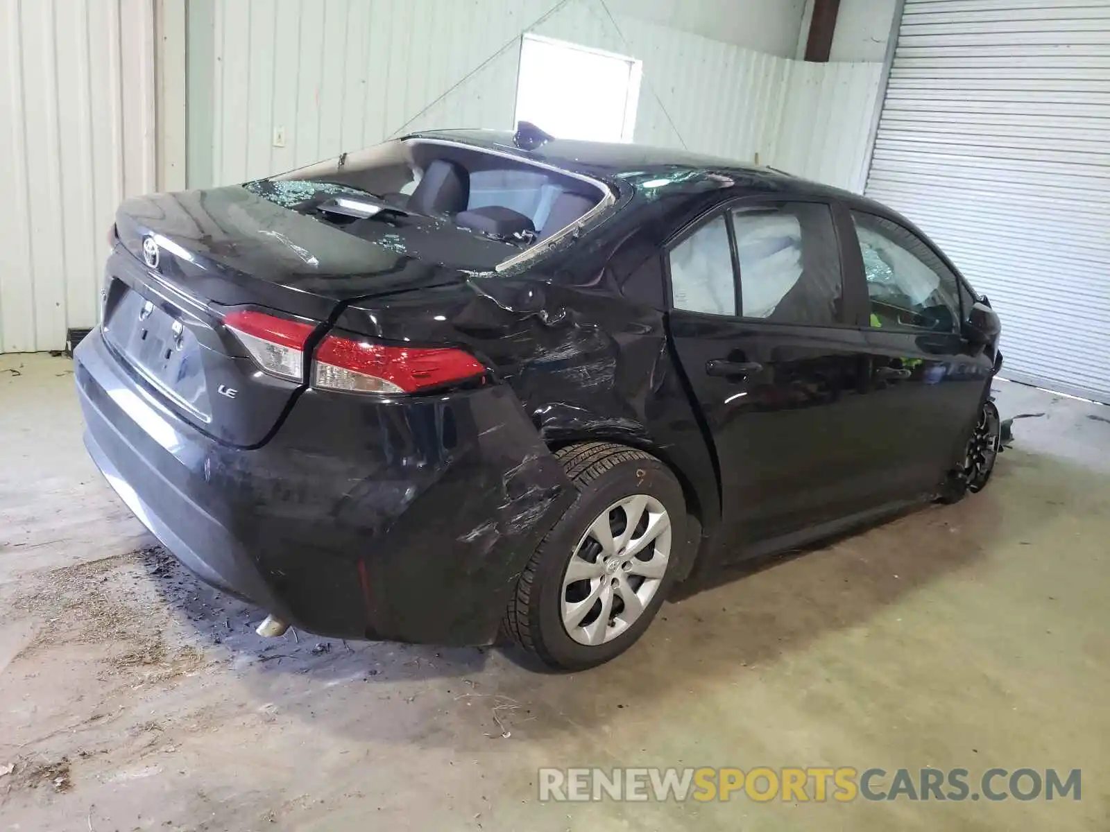 4 Photograph of a damaged car 5YFEPMAE1MP169684 TOYOTA COROLLA 2021