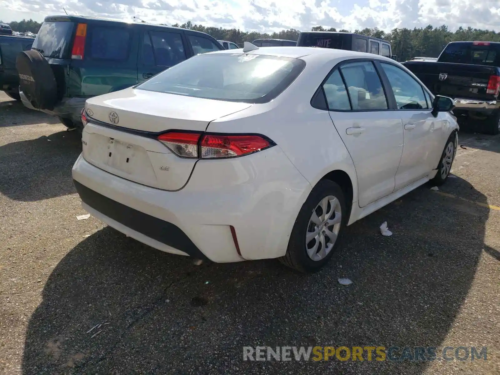 4 Photograph of a damaged car 5YFEPMAE1MP172228 TOYOTA COROLLA 2021