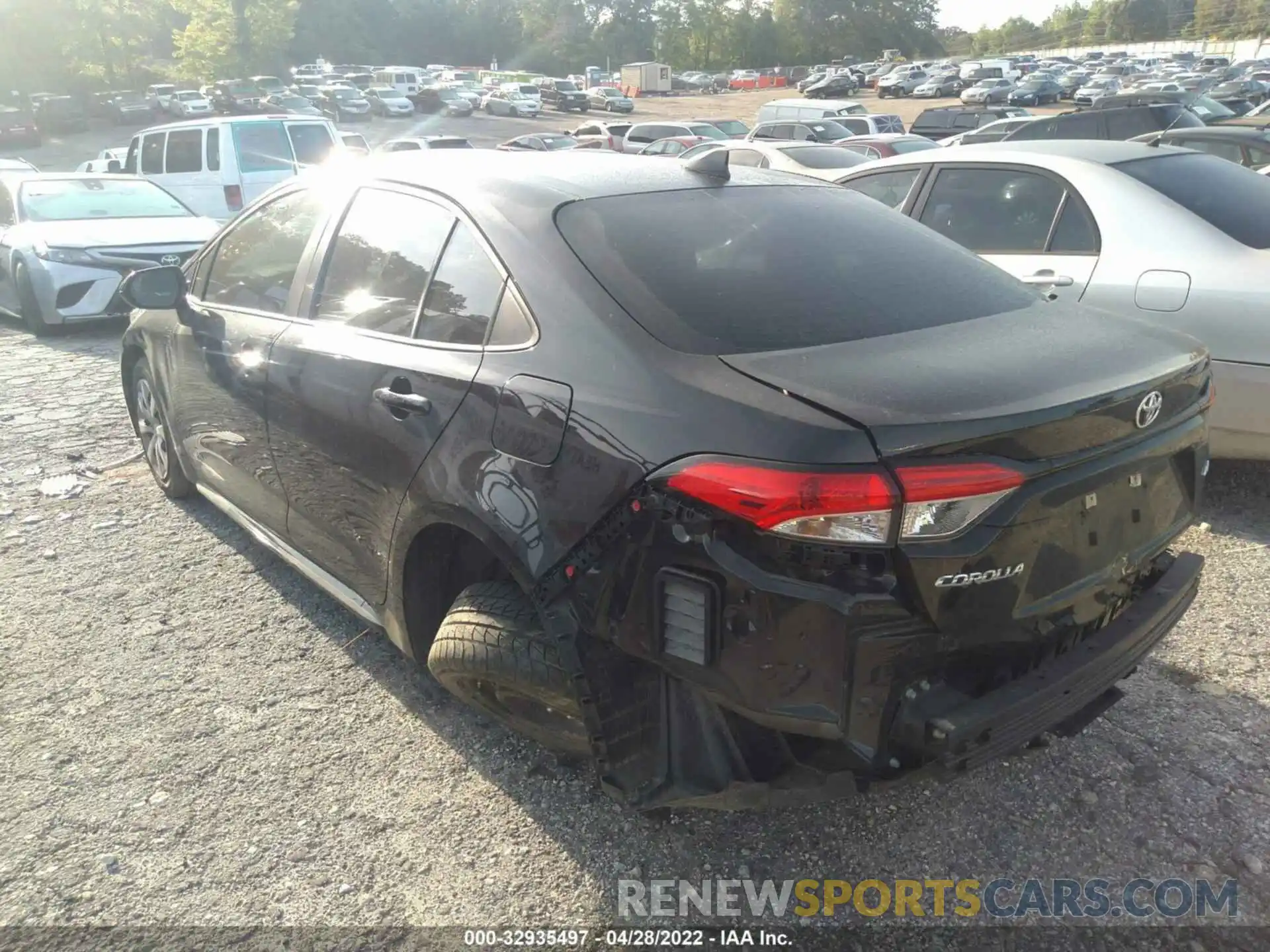 3 Photograph of a damaged car 5YFEPMAE1MP173203 TOYOTA COROLLA 2021