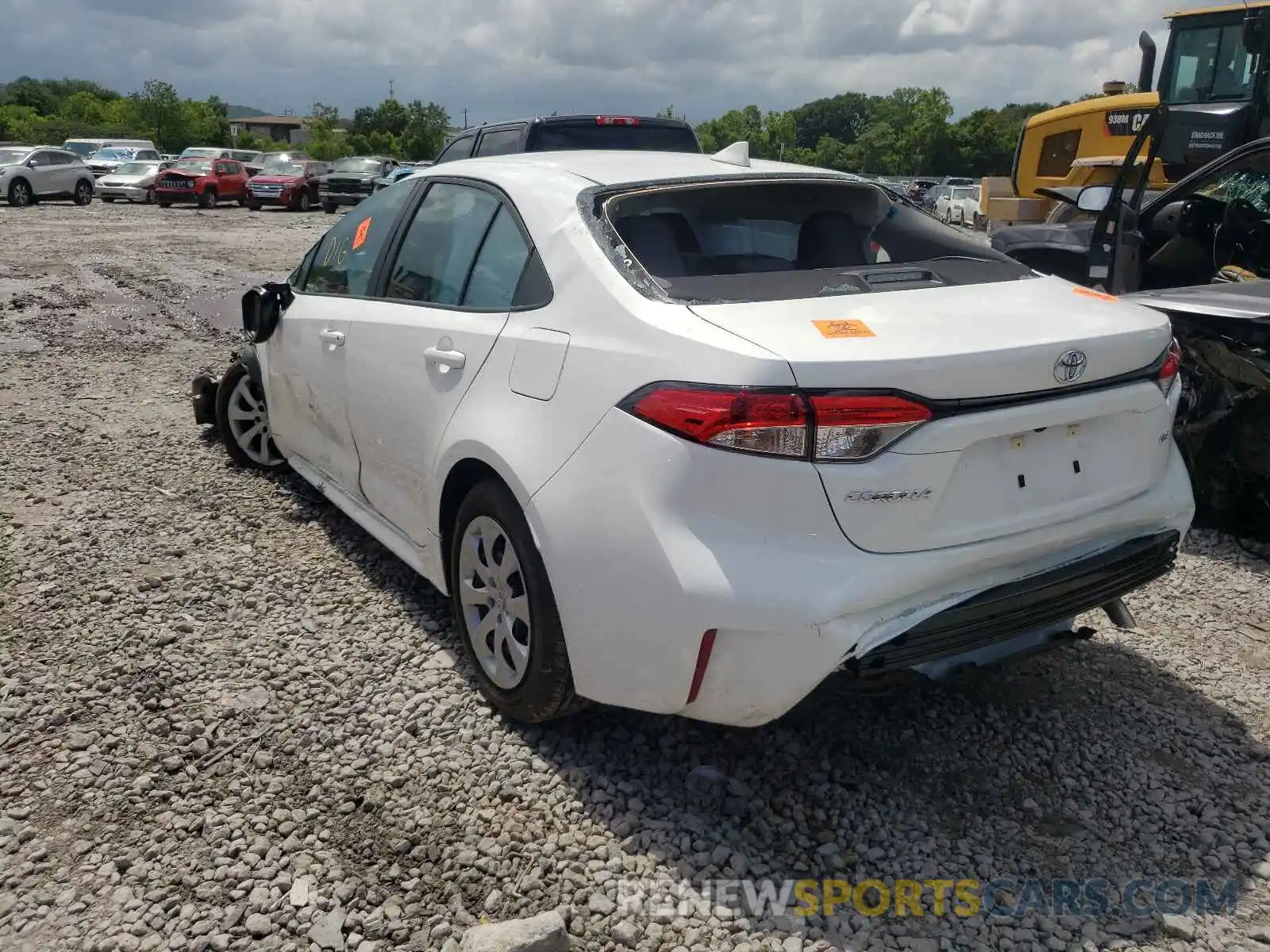 3 Photograph of a damaged car 5YFEPMAE1MP174268 TOYOTA COROLLA 2021