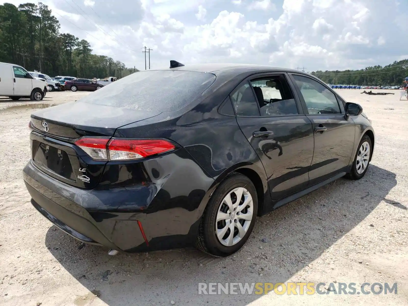 4 Photograph of a damaged car 5YFEPMAE1MP177672 TOYOTA COROLLA 2021