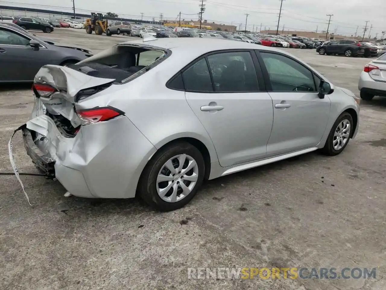 4 Photograph of a damaged car 5YFEPMAE1MP178076 TOYOTA COROLLA 2021