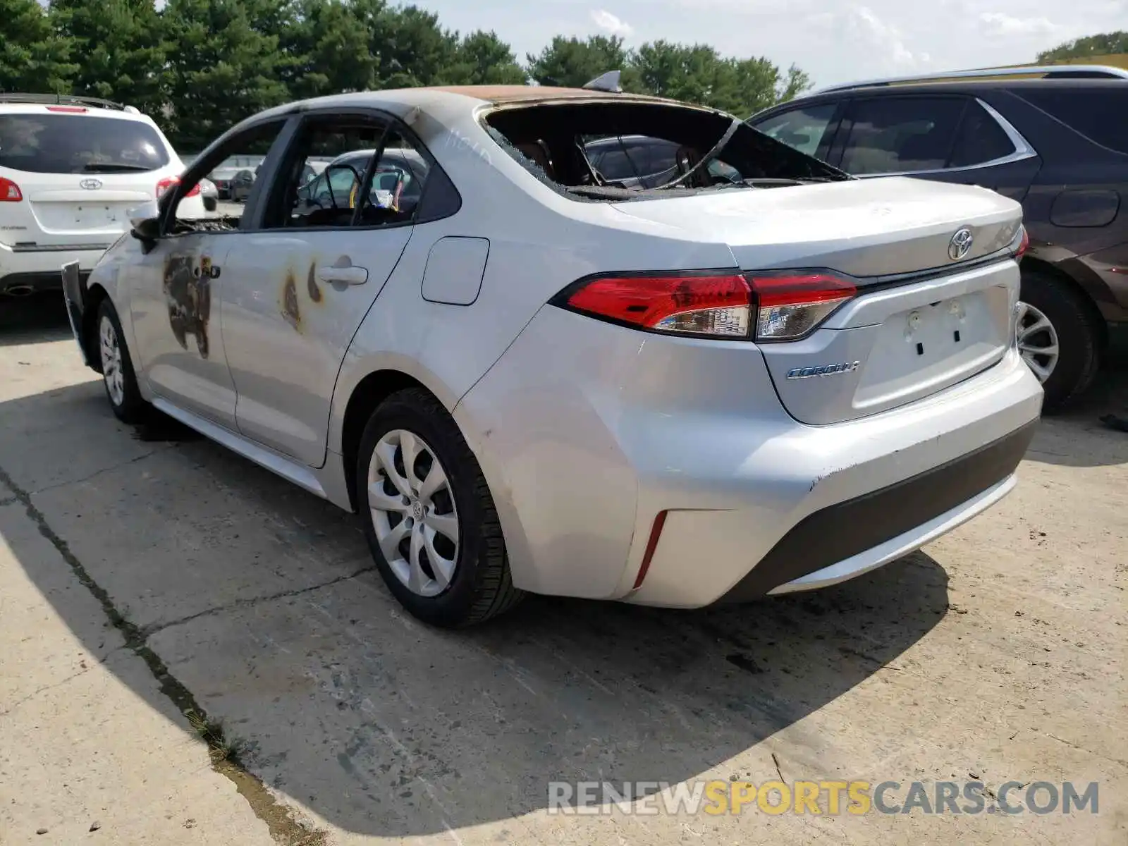 3 Photograph of a damaged car 5YFEPMAE1MP180300 TOYOTA COROLLA 2021