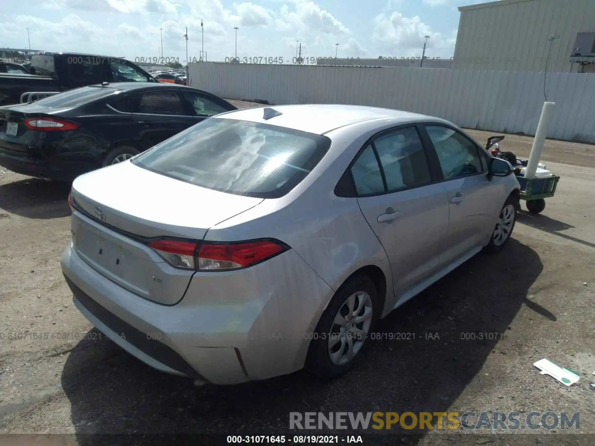 4 Photograph of a damaged car 5YFEPMAE1MP181575 TOYOTA COROLLA 2021