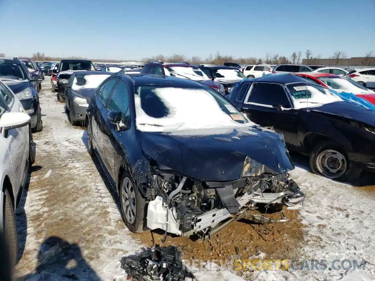 1 Photograph of a damaged car 5YFEPMAE1MP189031 TOYOTA COROLLA 2021