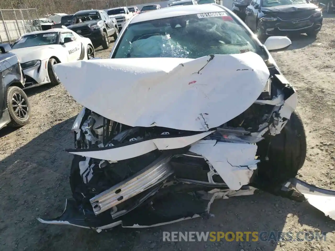 9 Photograph of a damaged car 5YFEPMAE1MP191099 TOYOTA COROLLA 2021