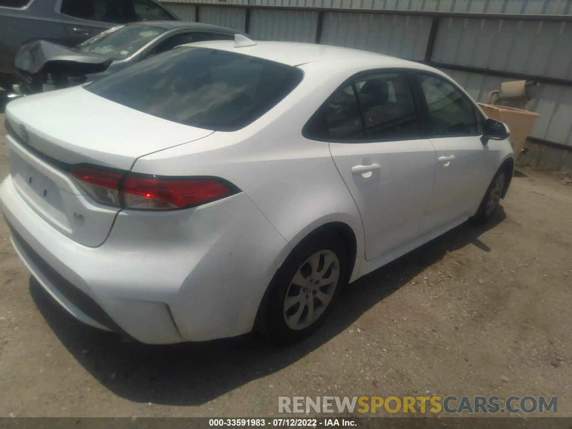 4 Photograph of a damaged car 5YFEPMAE1MP191166 TOYOTA COROLLA 2021