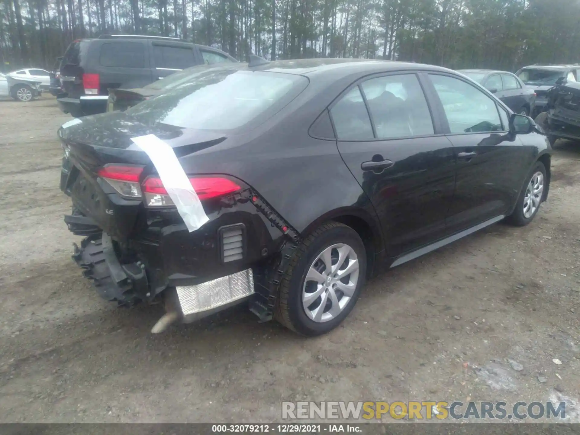 4 Photograph of a damaged car 5YFEPMAE1MP191376 TOYOTA COROLLA 2021