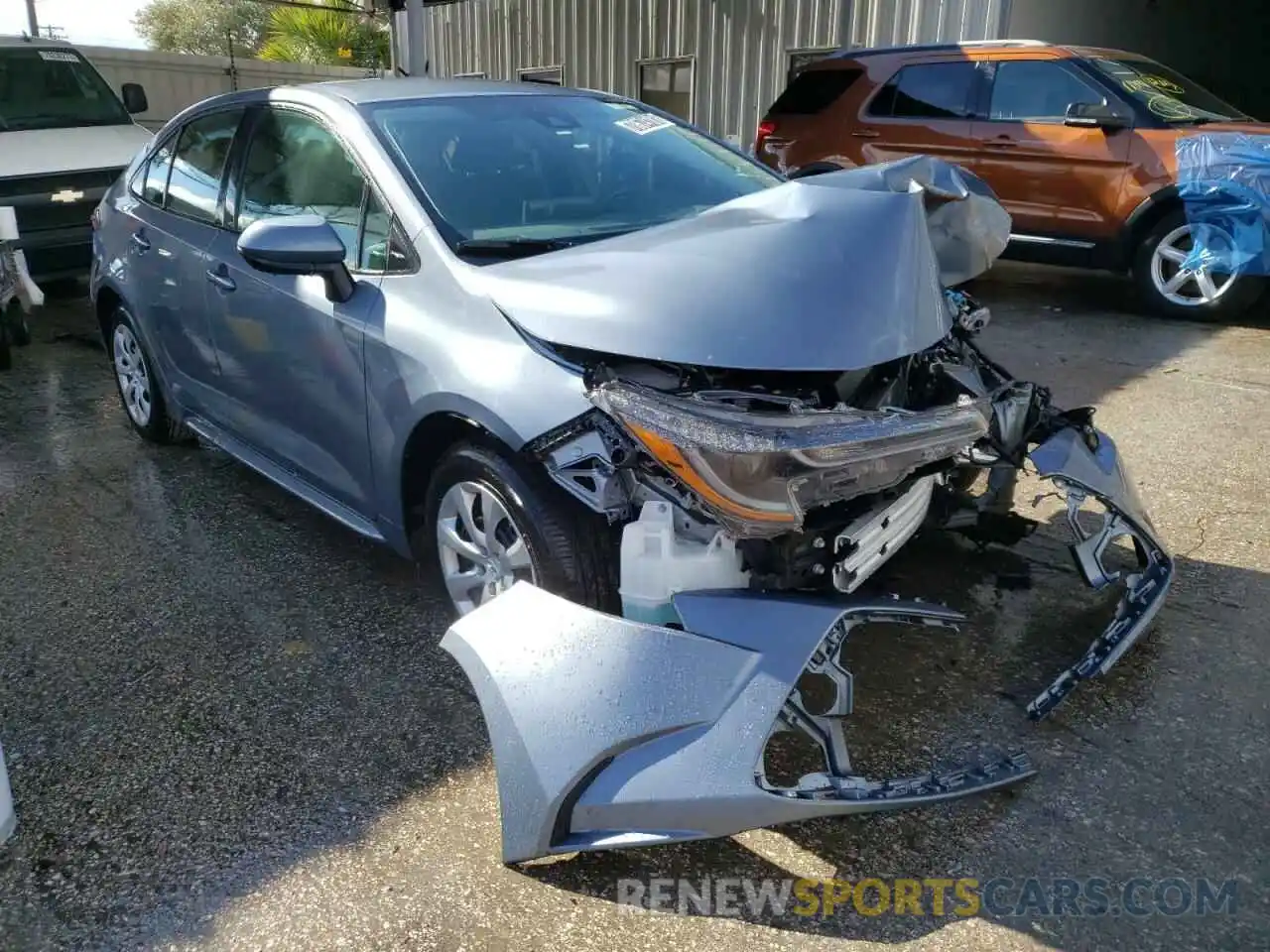 1 Photograph of a damaged car 5YFEPMAE1MP202313 TOYOTA COROLLA 2021