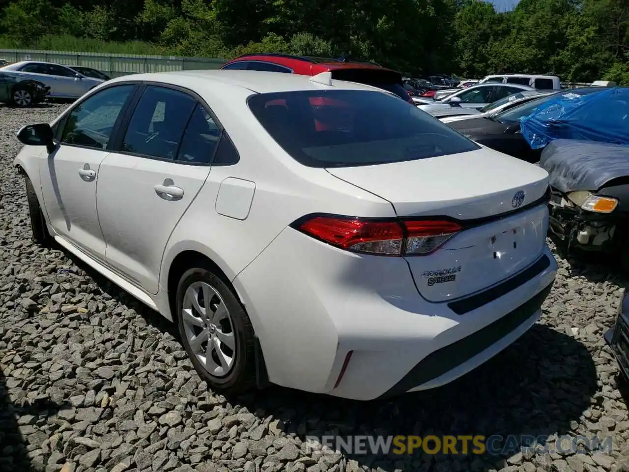 3 Photograph of a damaged car 5YFEPMAE1MP204904 TOYOTA COROLLA 2021