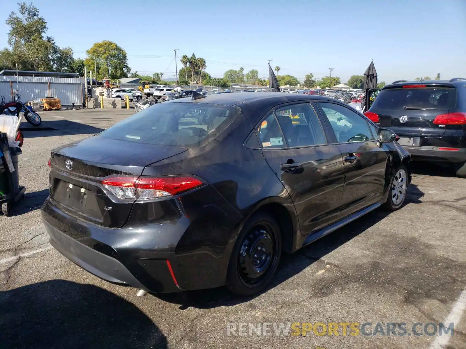 4 Photograph of a damaged car 5YFEPMAE1MP205874 TOYOTA COROLLA 2021