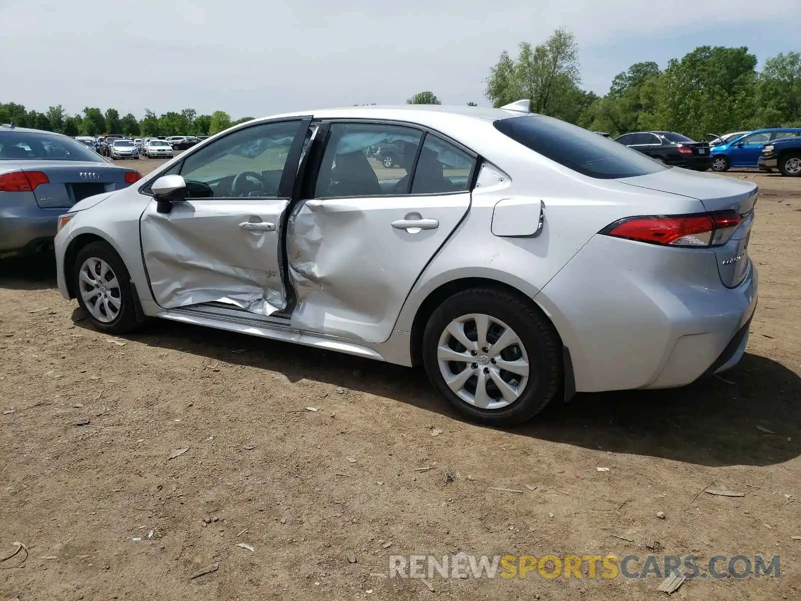 9 Photograph of a damaged car 5YFEPMAE1MP206085 TOYOTA COROLLA 2021