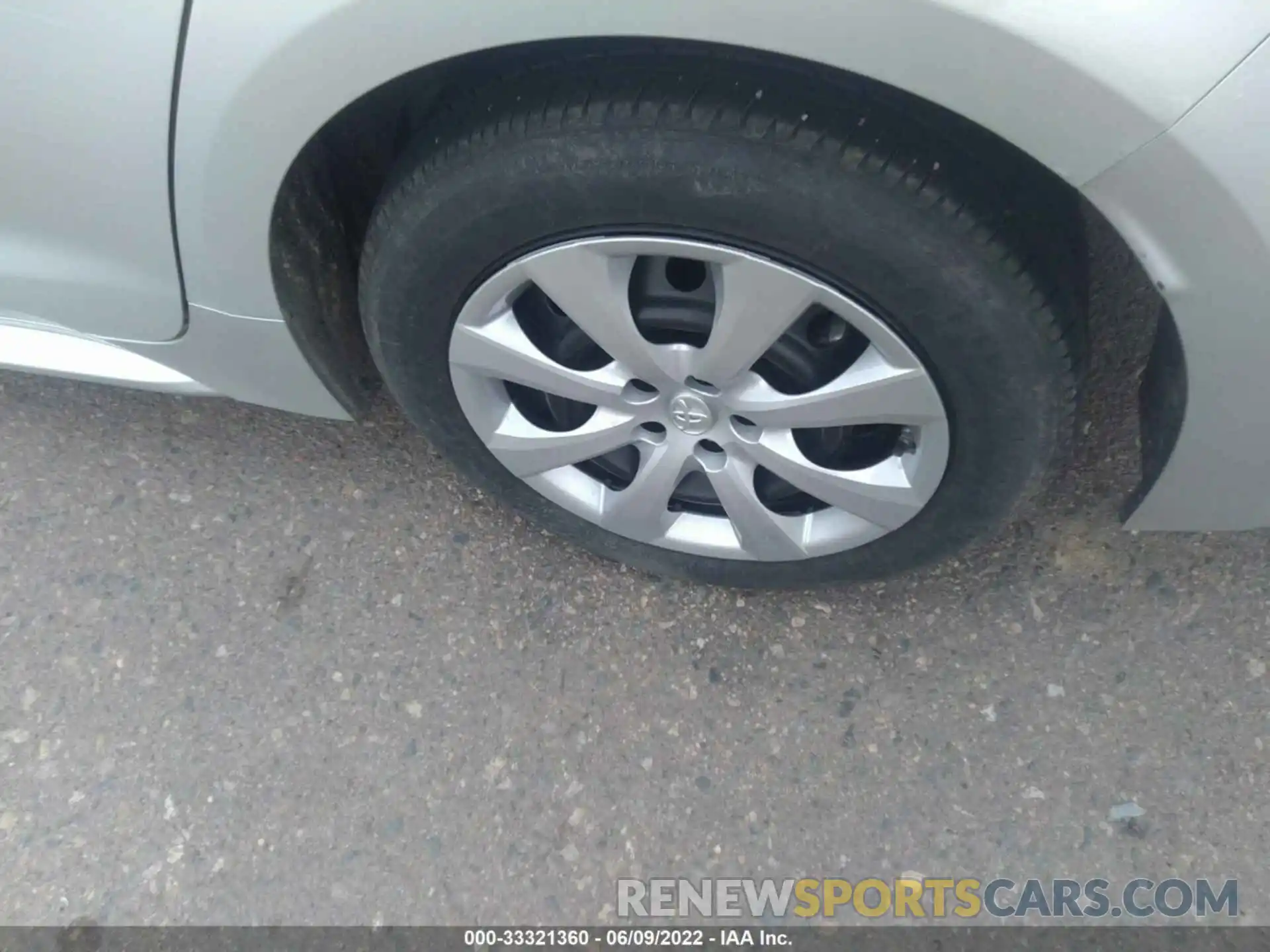 13 Photograph of a damaged car 5YFEPMAE1MP206538 TOYOTA COROLLA 2021