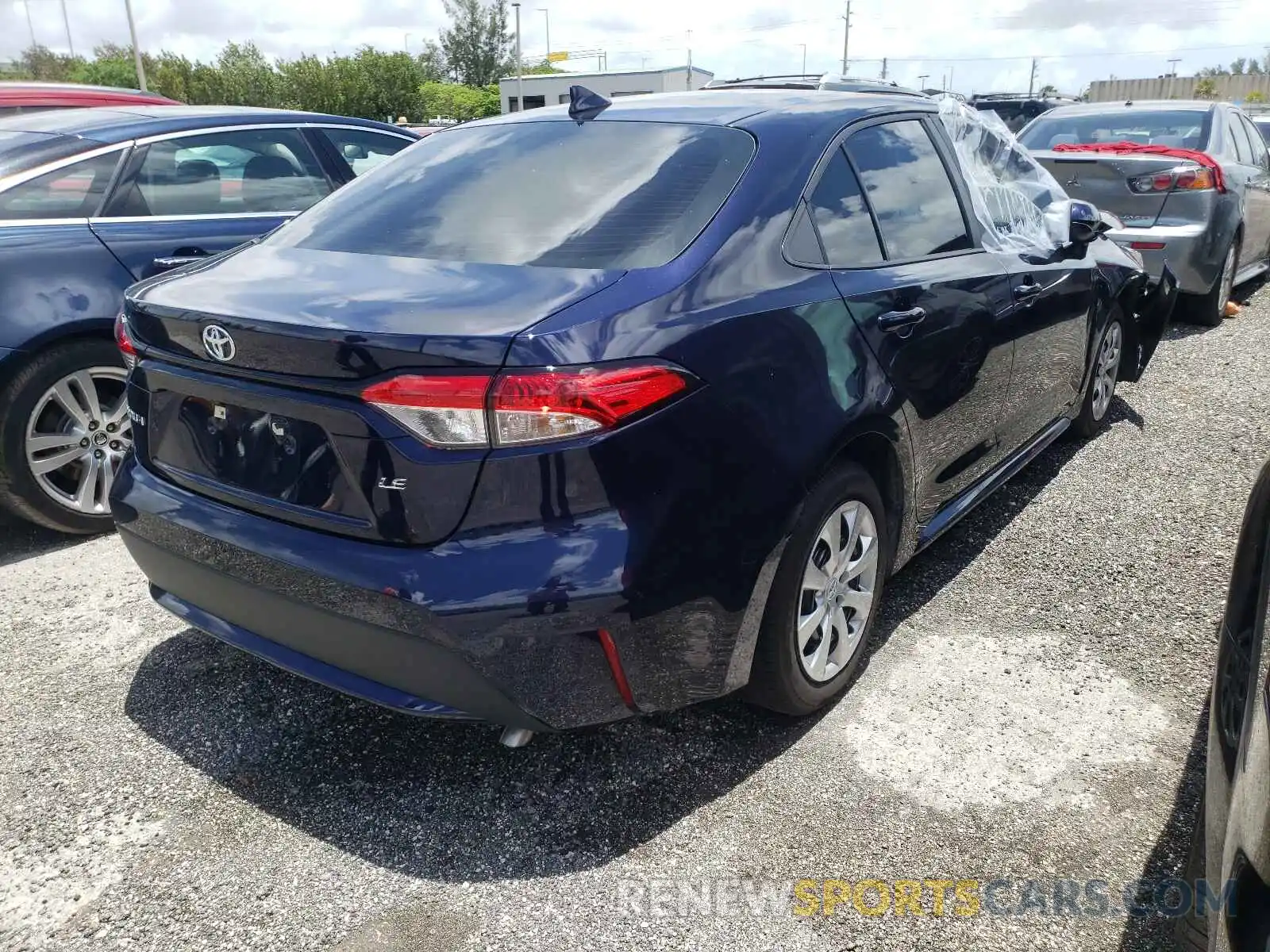 4 Photograph of a damaged car 5YFEPMAE1MP206636 TOYOTA COROLLA 2021