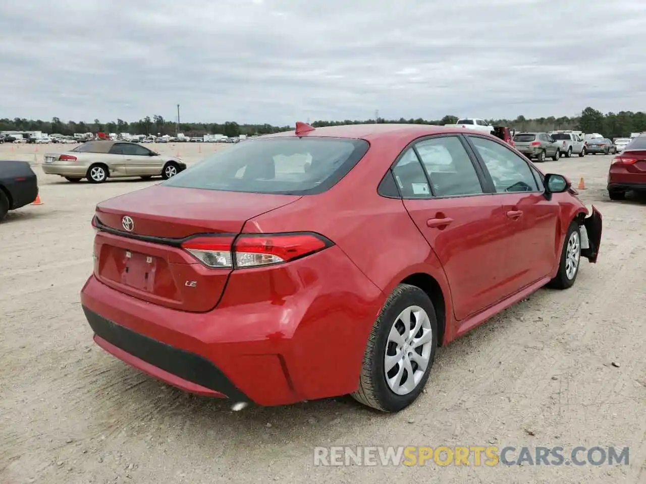 4 Photograph of a damaged car 5YFEPMAE1MP207026 TOYOTA COROLLA 2021