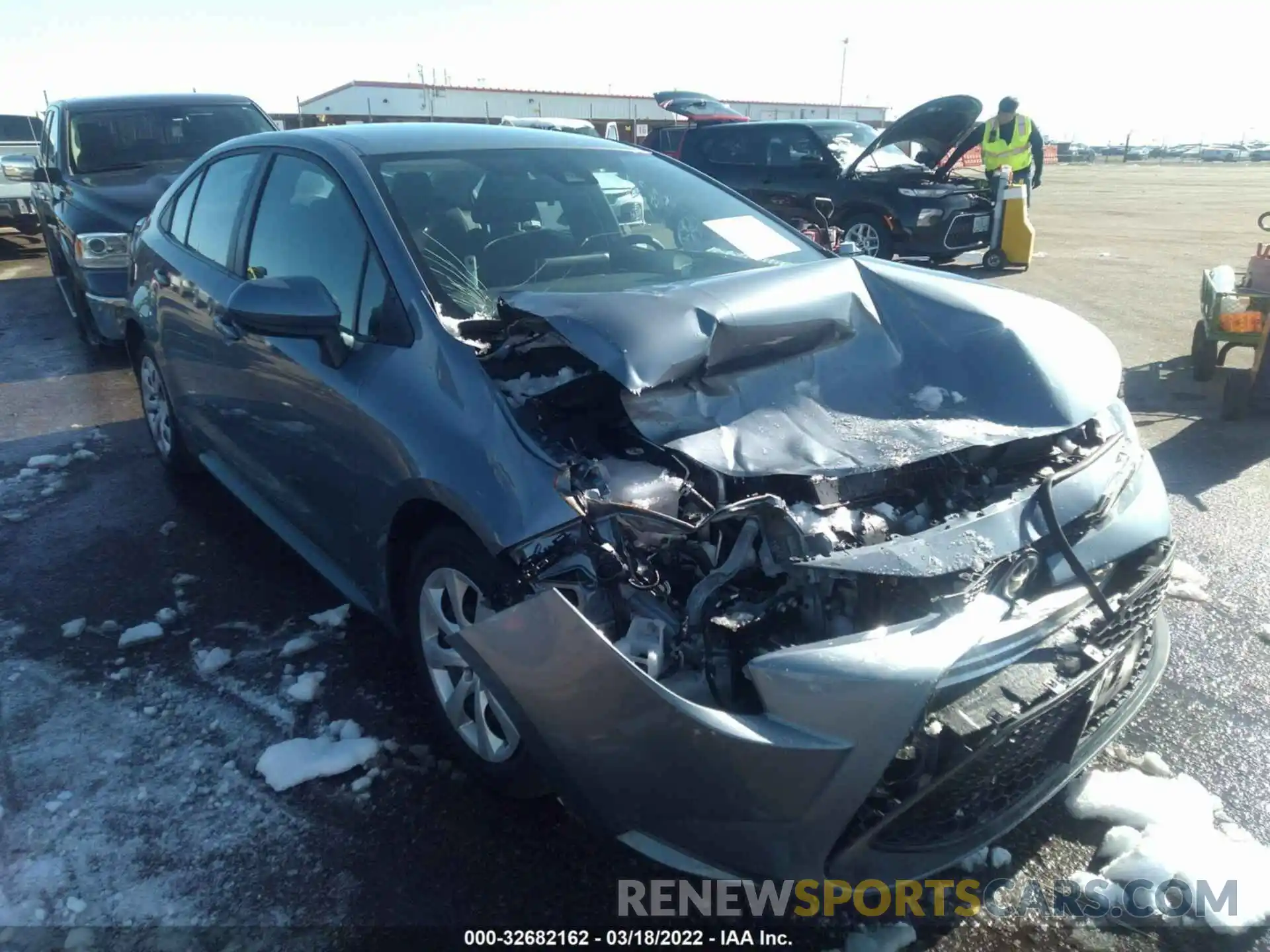 1 Photograph of a damaged car 5YFEPMAE1MP209035 TOYOTA COROLLA 2021