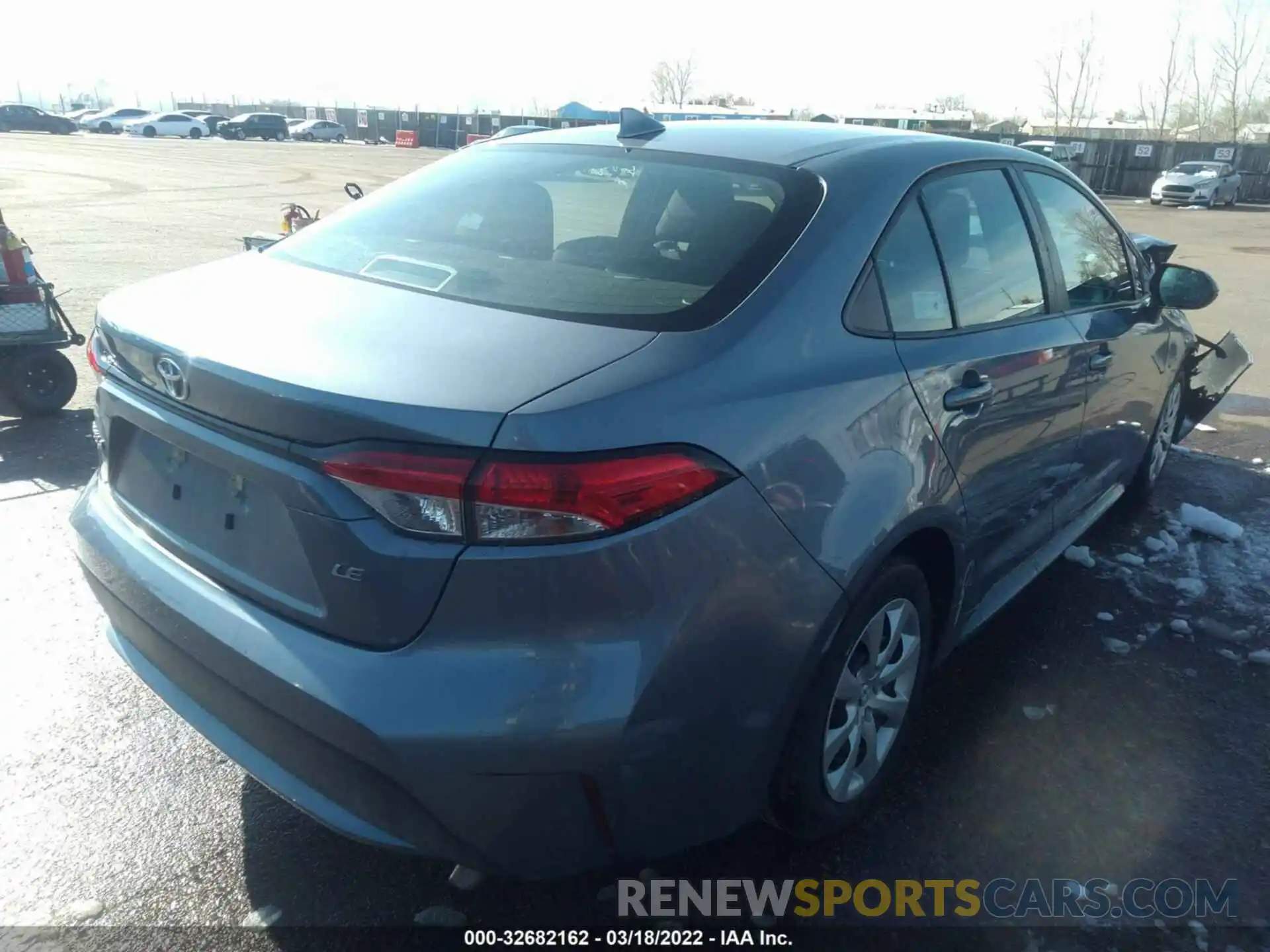 4 Photograph of a damaged car 5YFEPMAE1MP209035 TOYOTA COROLLA 2021