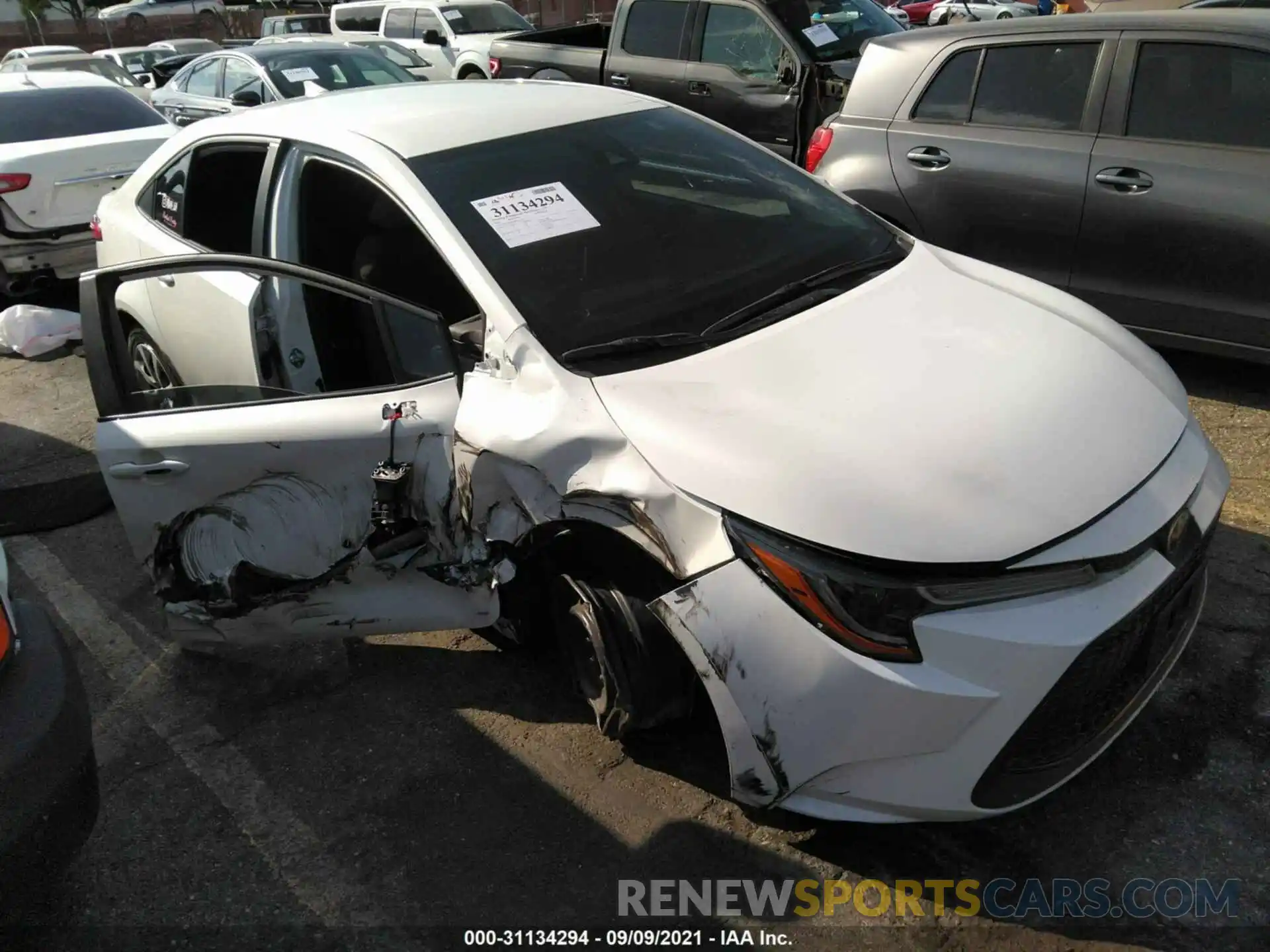 1 Photograph of a damaged car 5YFEPMAE1MP212310 TOYOTA COROLLA 2021