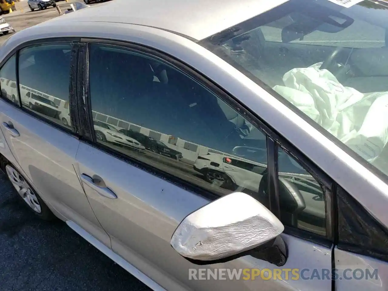 9 Photograph of a damaged car 5YFEPMAE1MP212324 TOYOTA COROLLA 2021