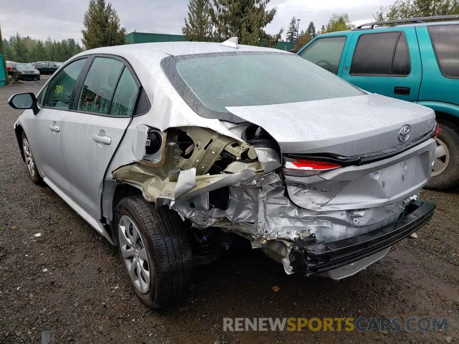 3 Photograph of a damaged car 5YFEPMAE1MP213473 TOYOTA COROLLA 2021